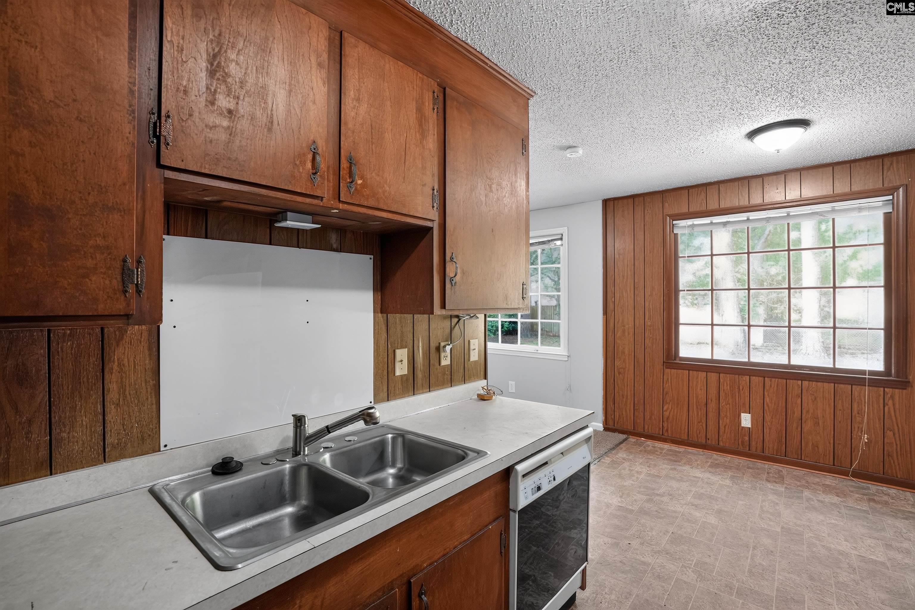 2247 S Partridge Circle Hopkins, SC 29061