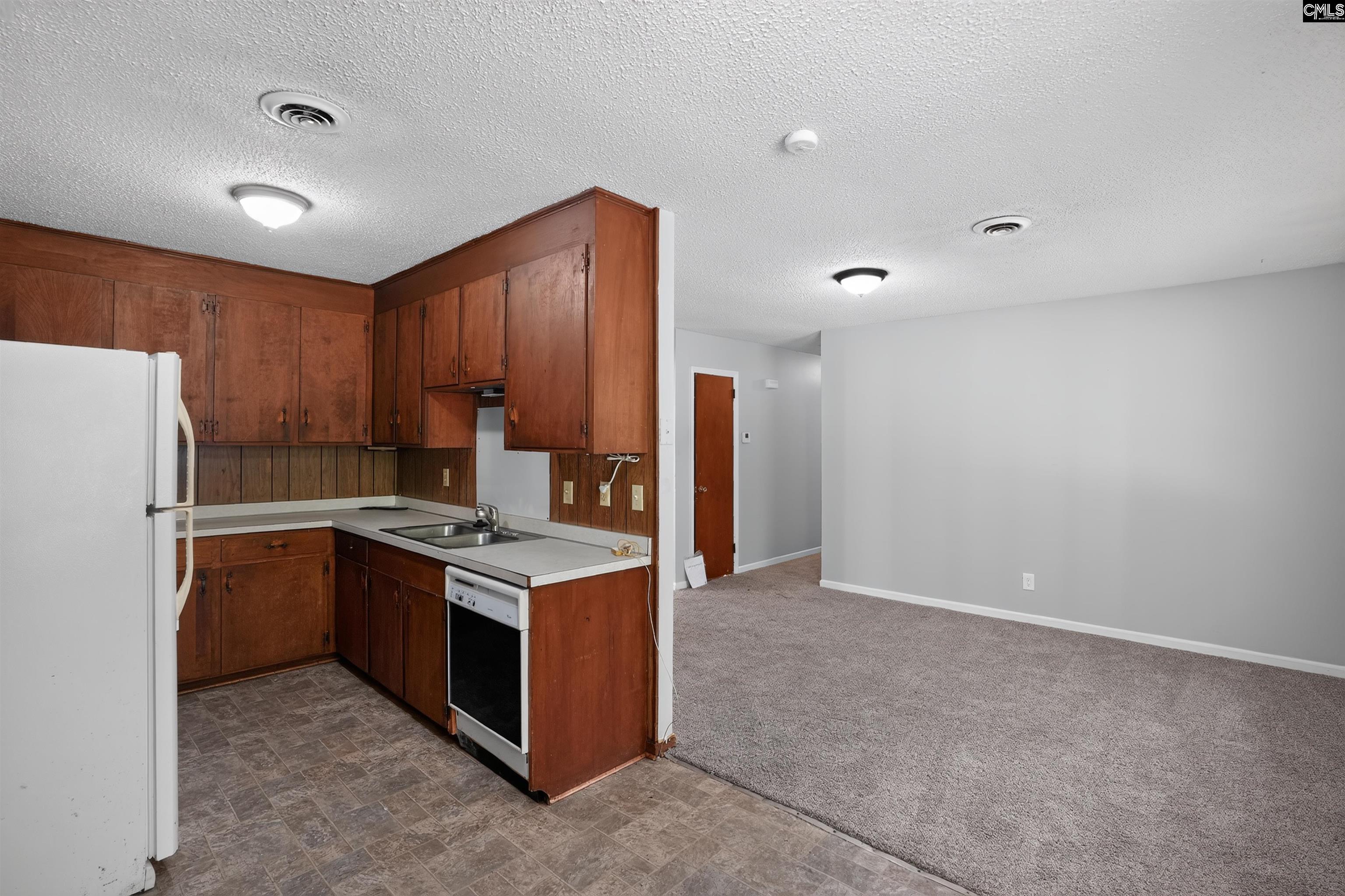 2247 S Partridge Circle Hopkins, SC 29061