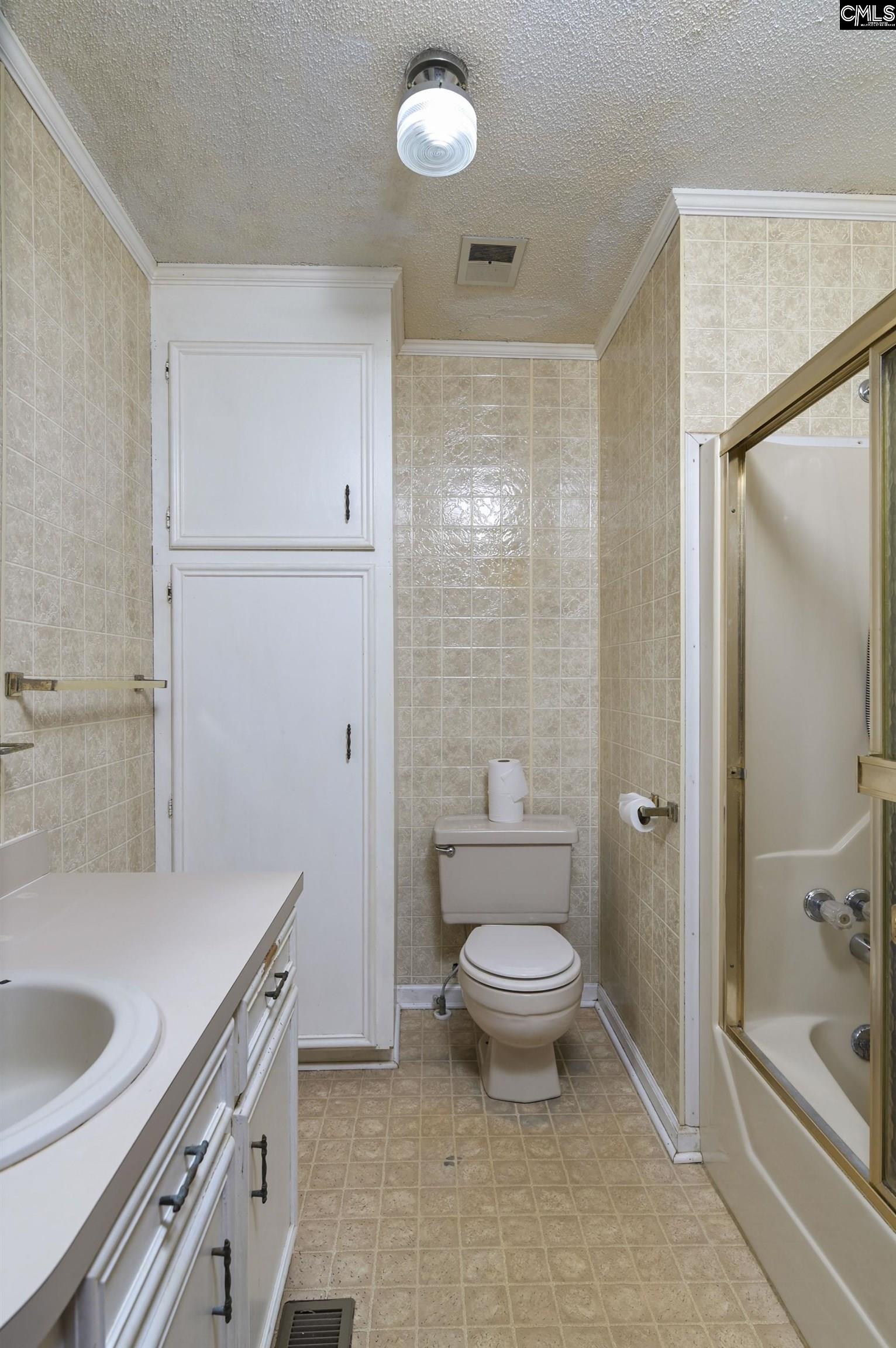 409 Hayride Road Gilbert, SC 29054