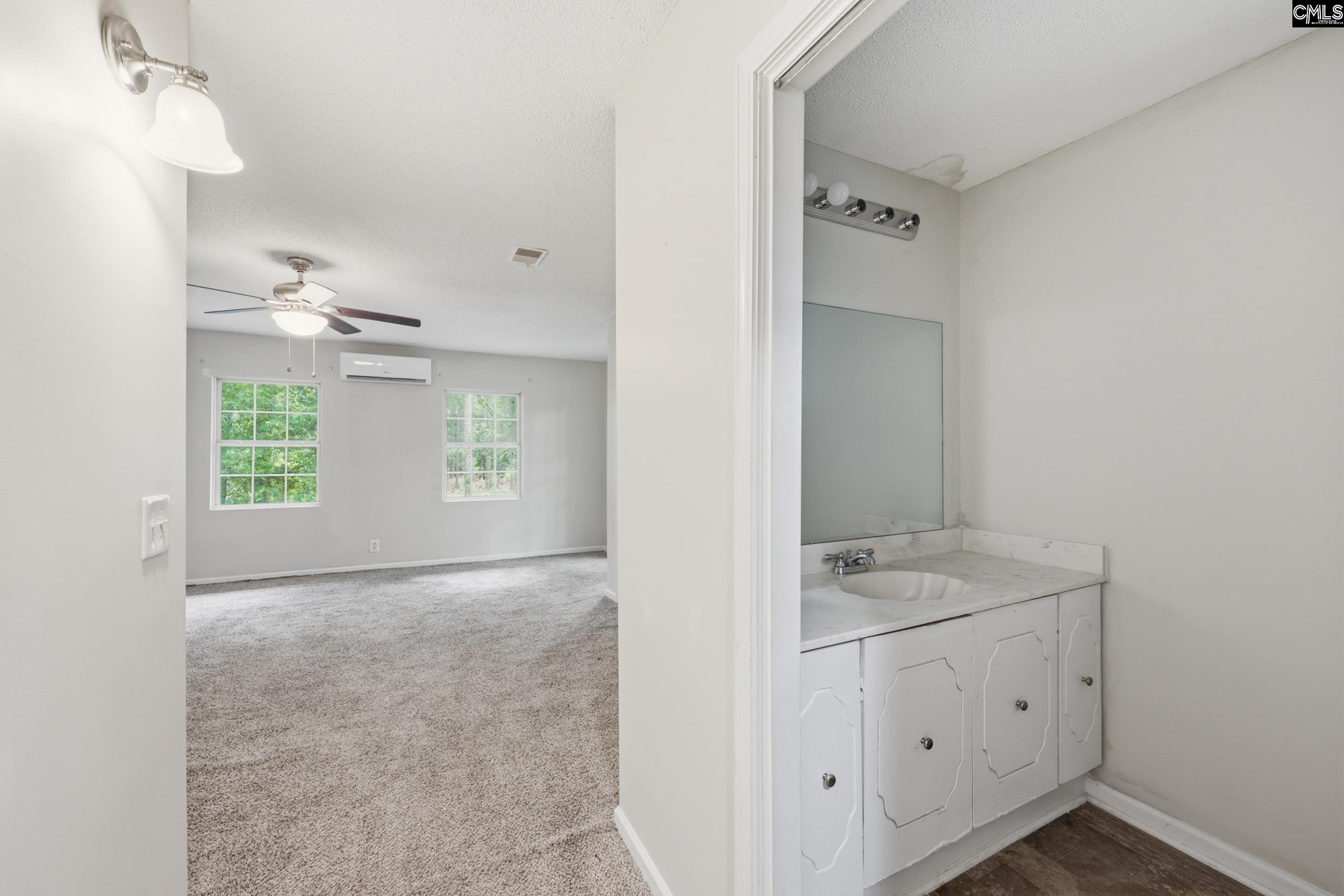 947 Ben Franklin Road Gilbert, SC 29054