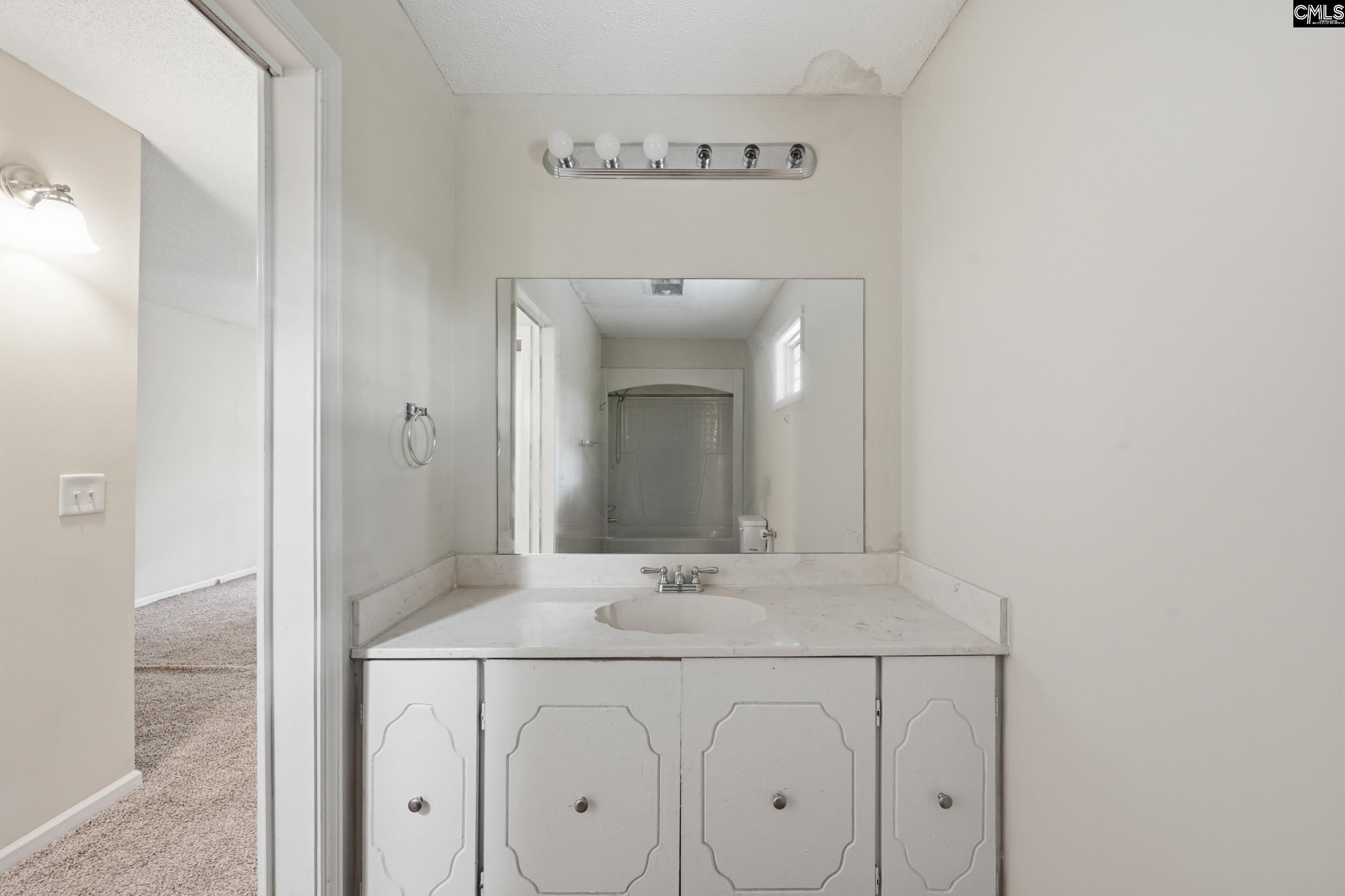 947 Ben Franklin Road Gilbert, SC 29054