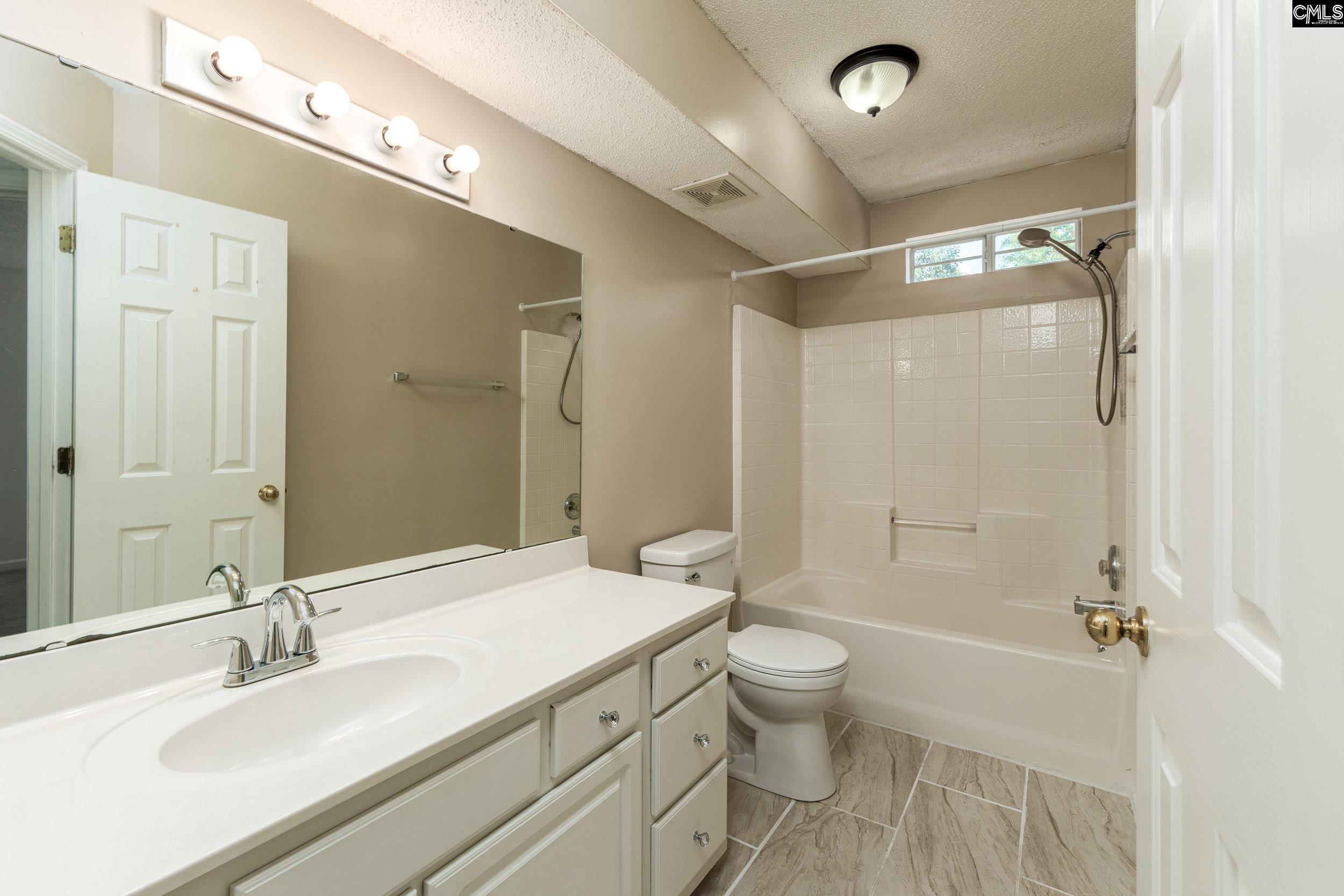 4 Hempstead Place Columbia, SC 29229