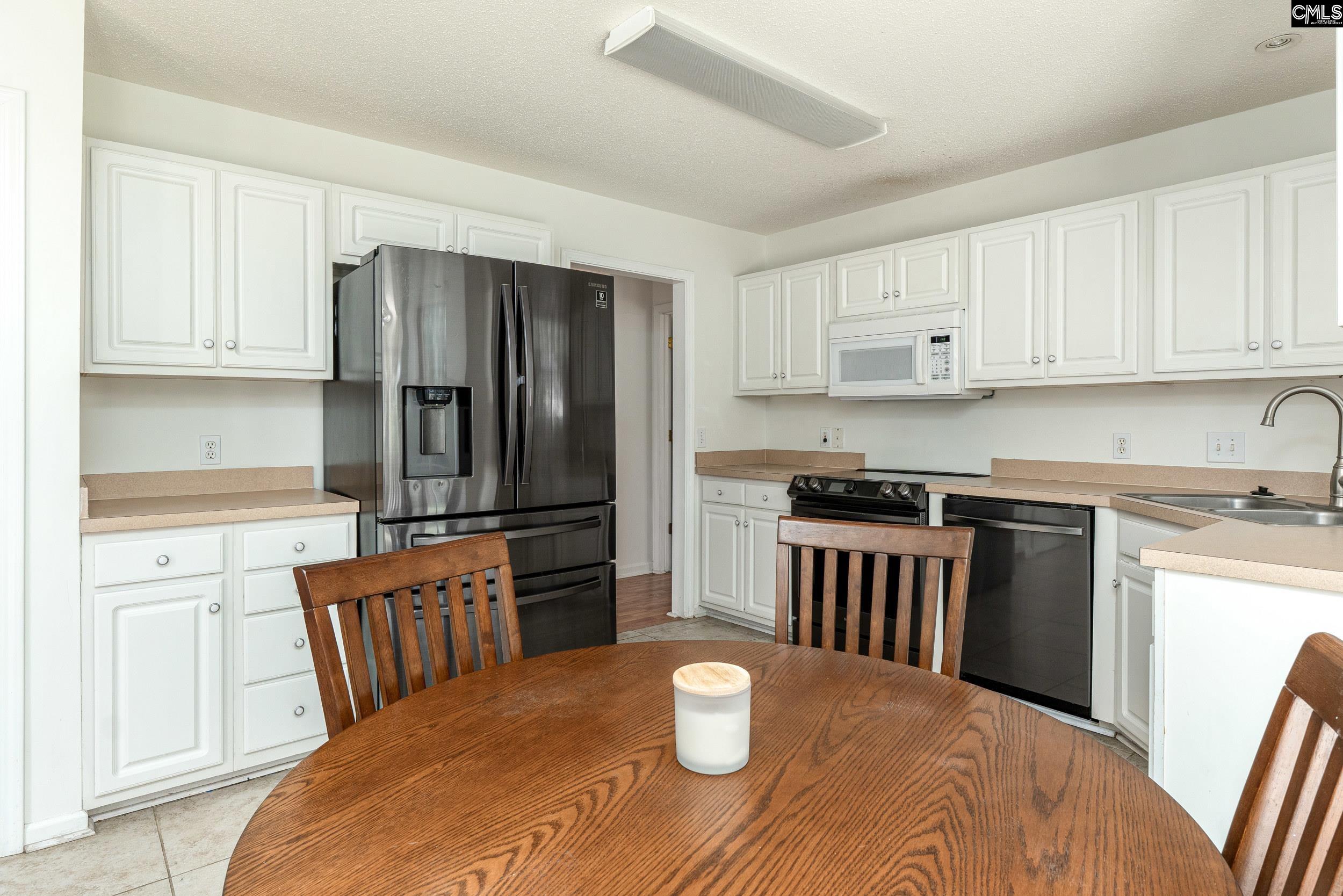 4 Hempstead Place Columbia, SC 29229