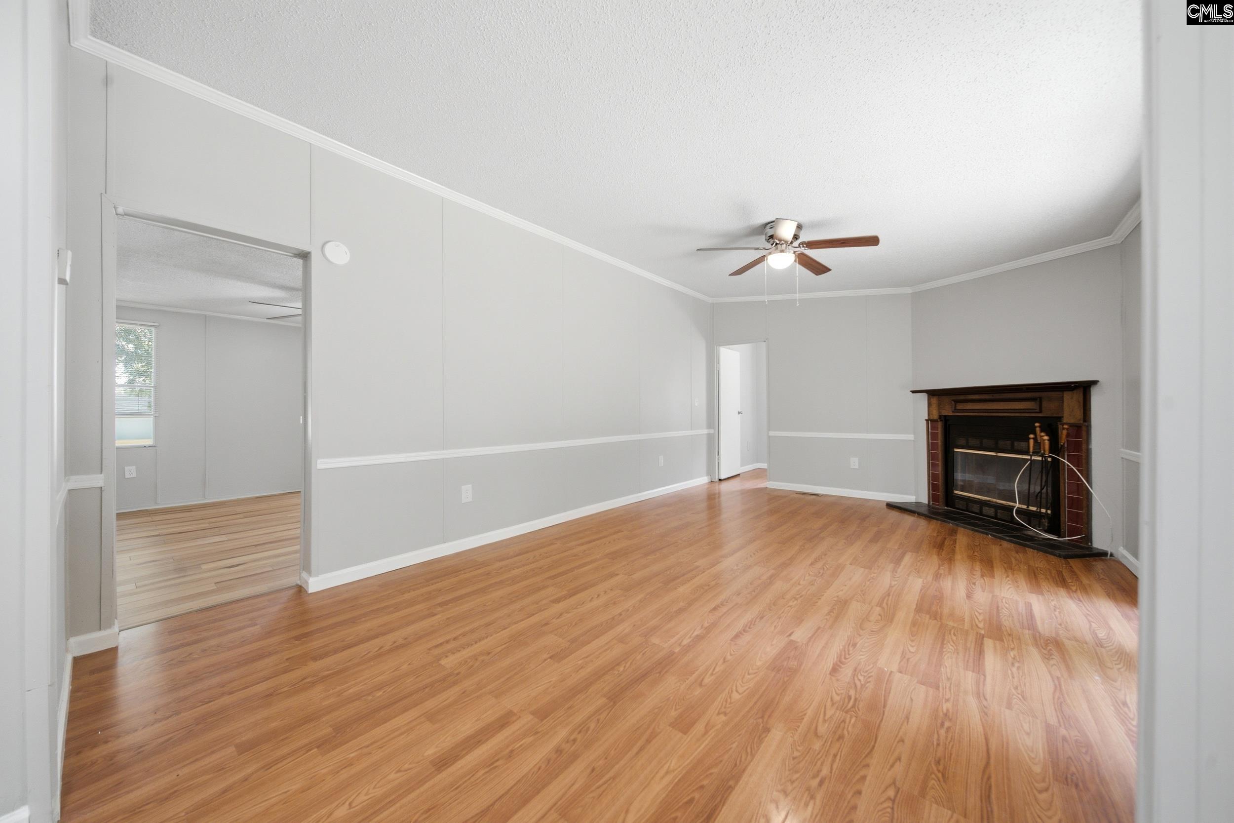 3715 Delaware Drive Dalzell, SC 29040