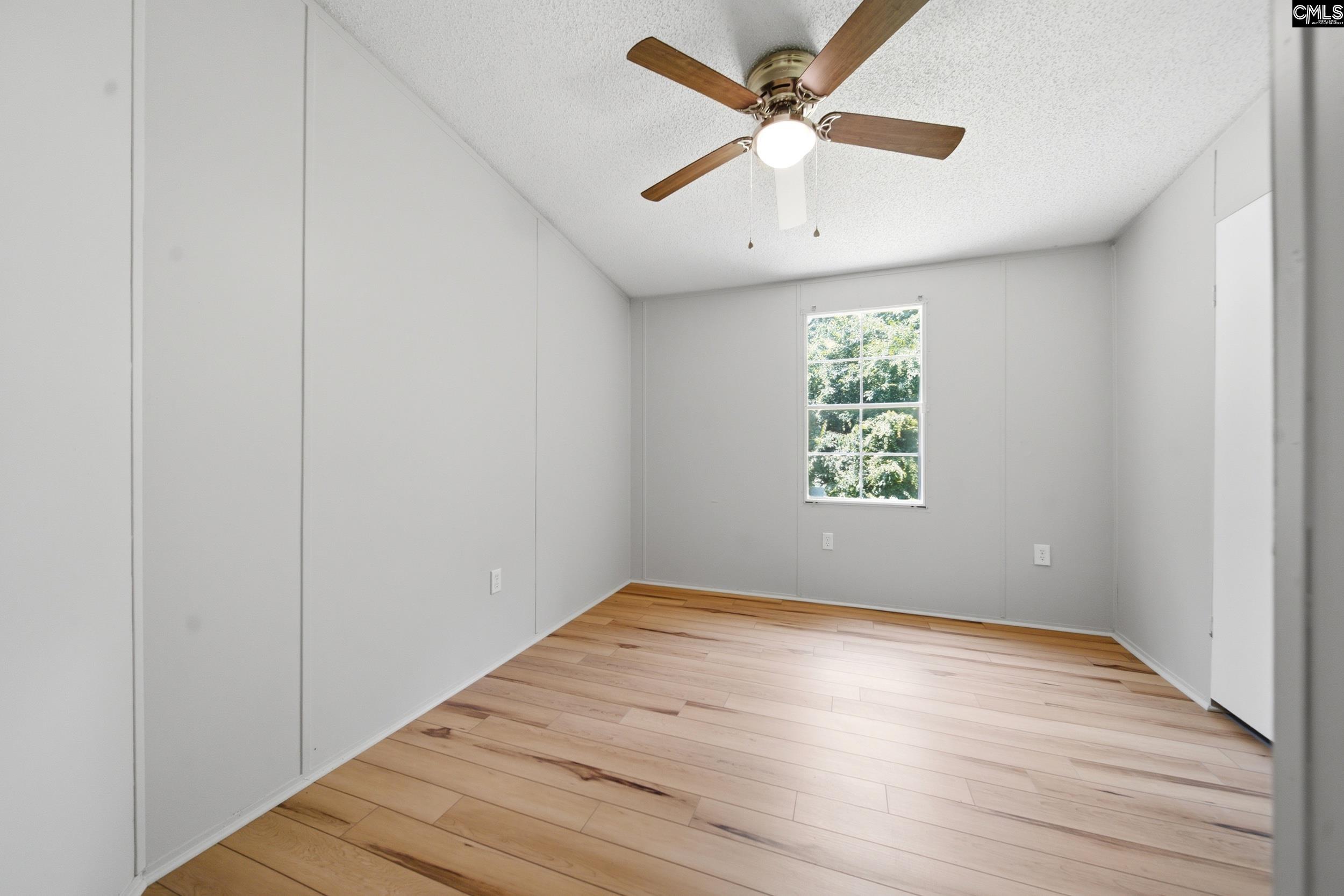 3715 Delaware Drive Dalzell, SC 29040
