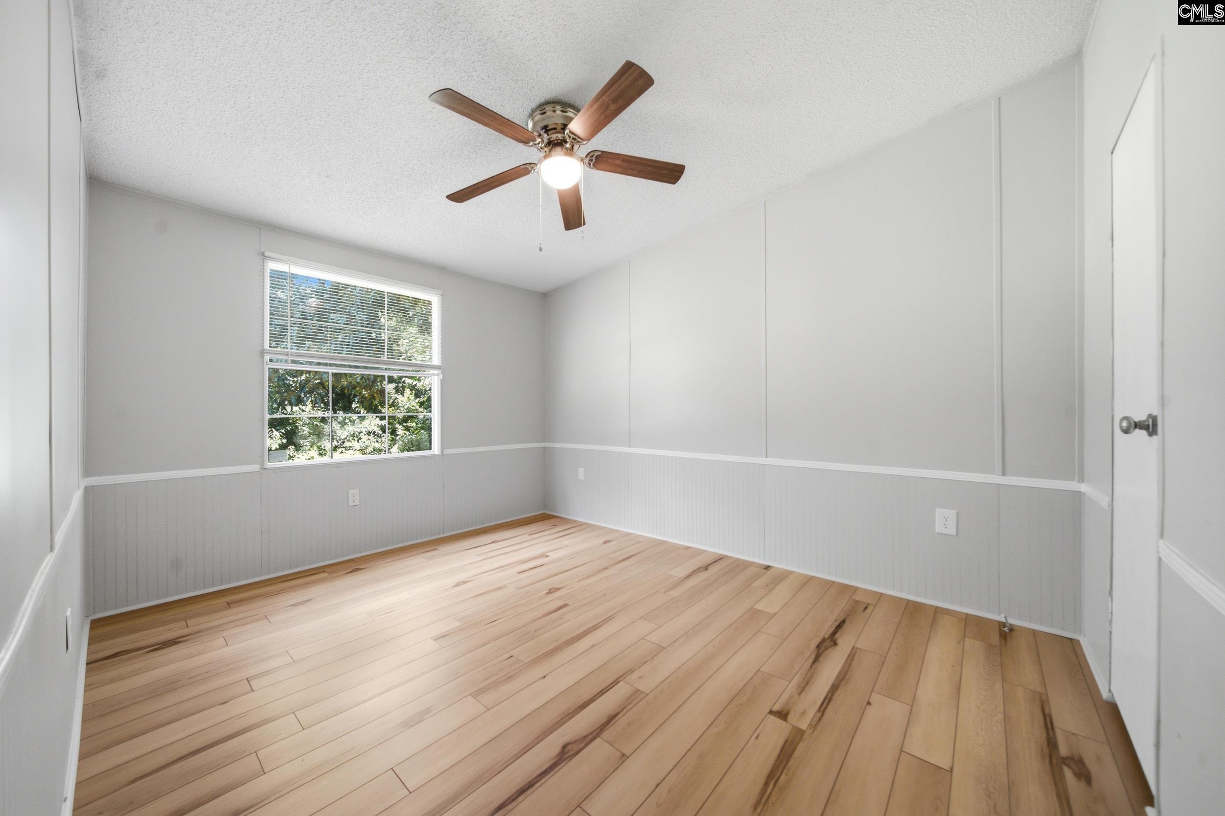 3715 Delaware Drive Dalzell, SC 29040