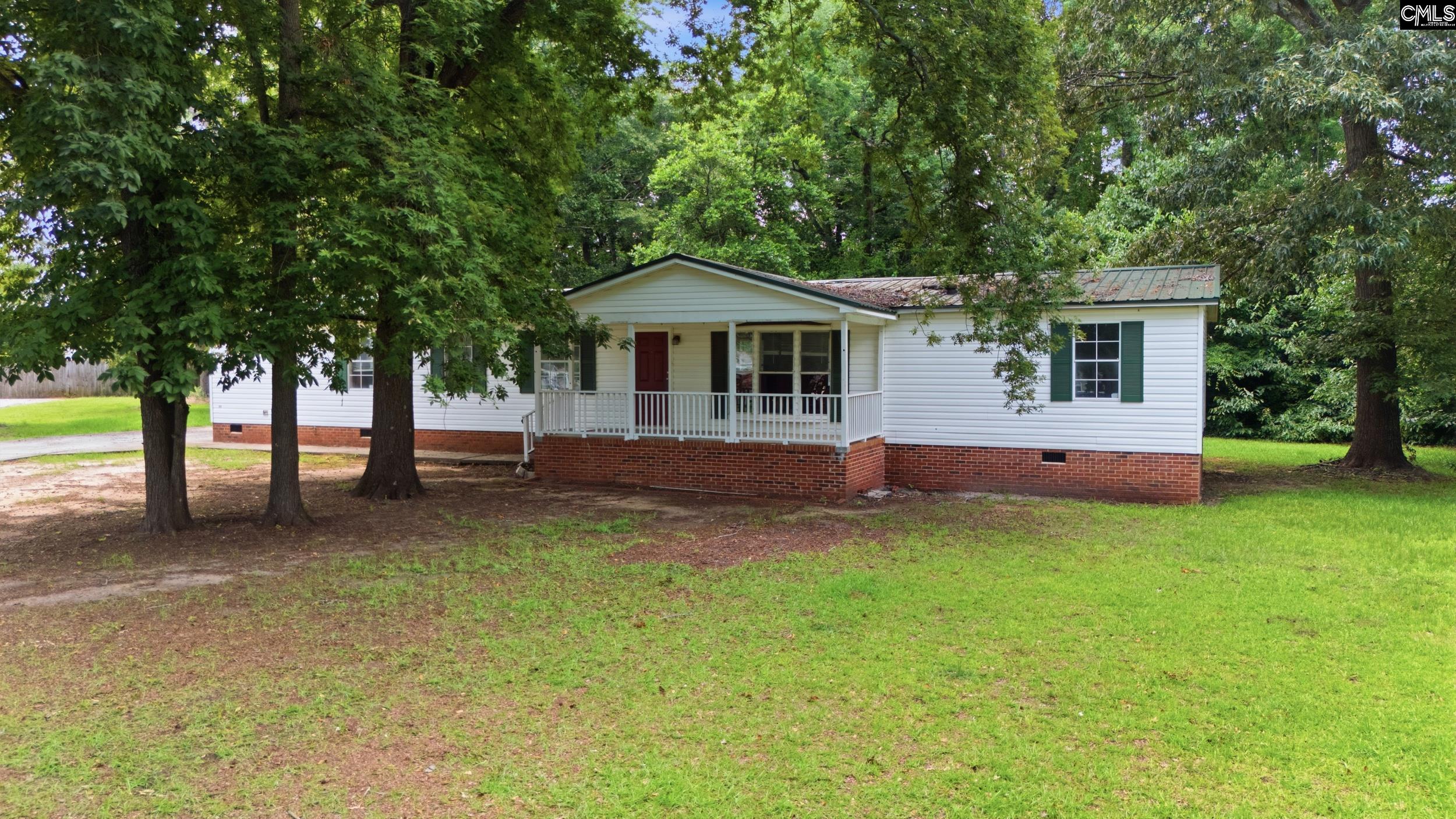 3715 Delaware Drive Dalzell, SC 29040