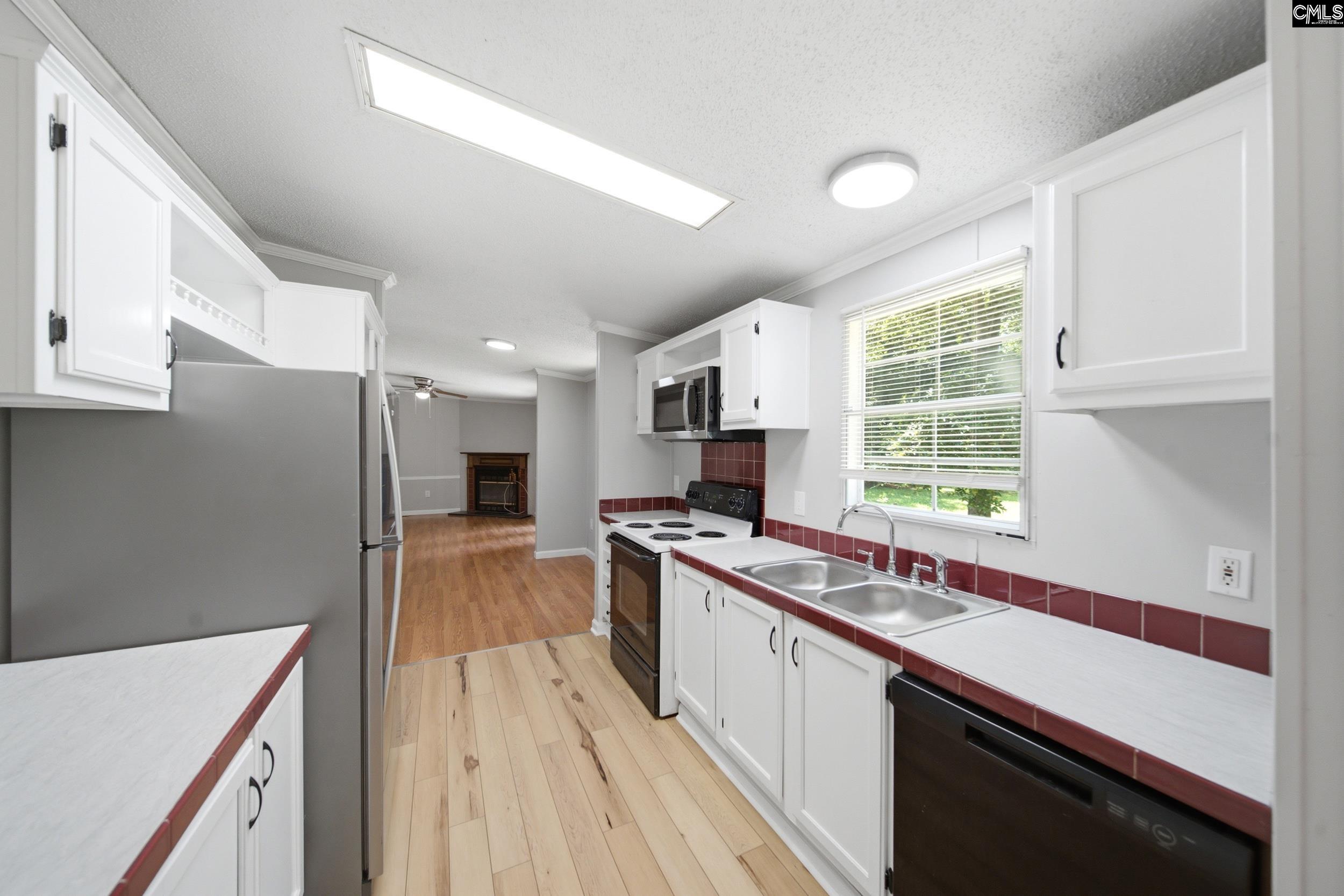 3715 Delaware Drive Dalzell, SC 29040