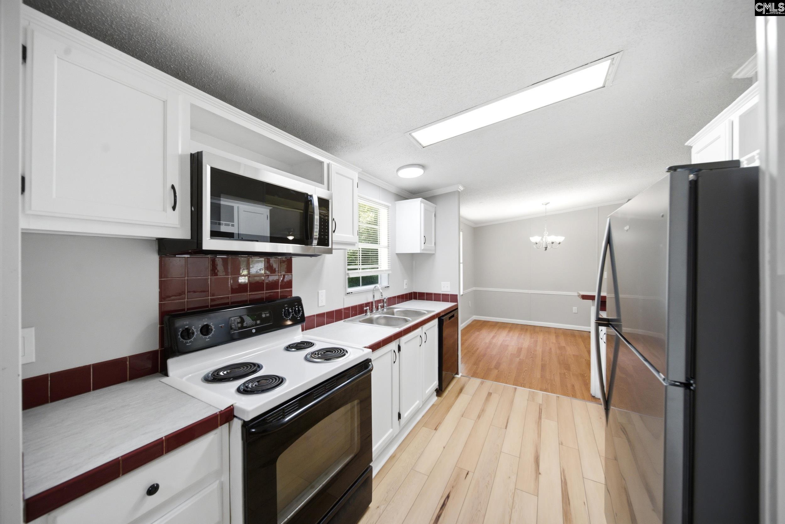 3715 Delaware Drive Dalzell, SC 29040