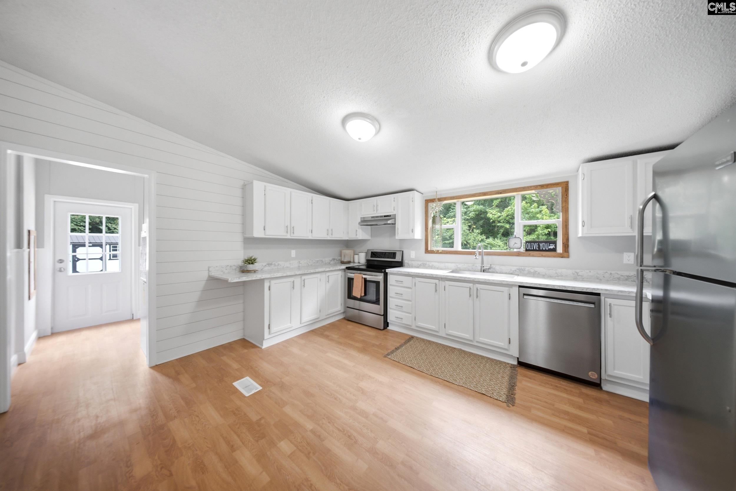 7580 Columbia Highway Batesburg, SC 29006