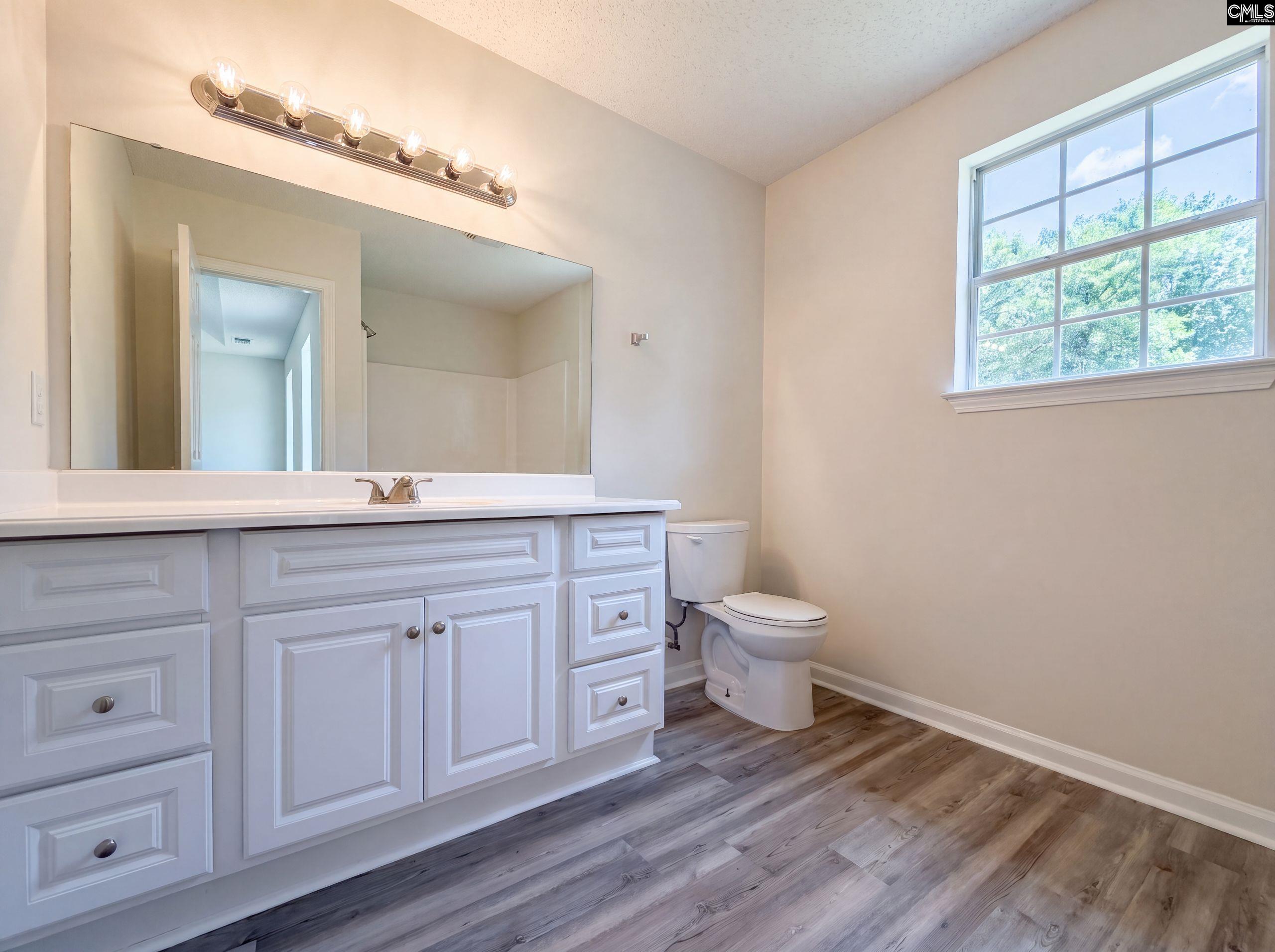 600 Railgate Loop Lugoff, SC 29078