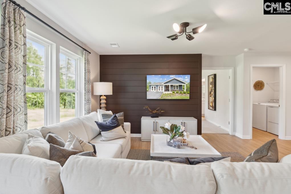 190 Kingfield Drive Hopkins, SC 29061