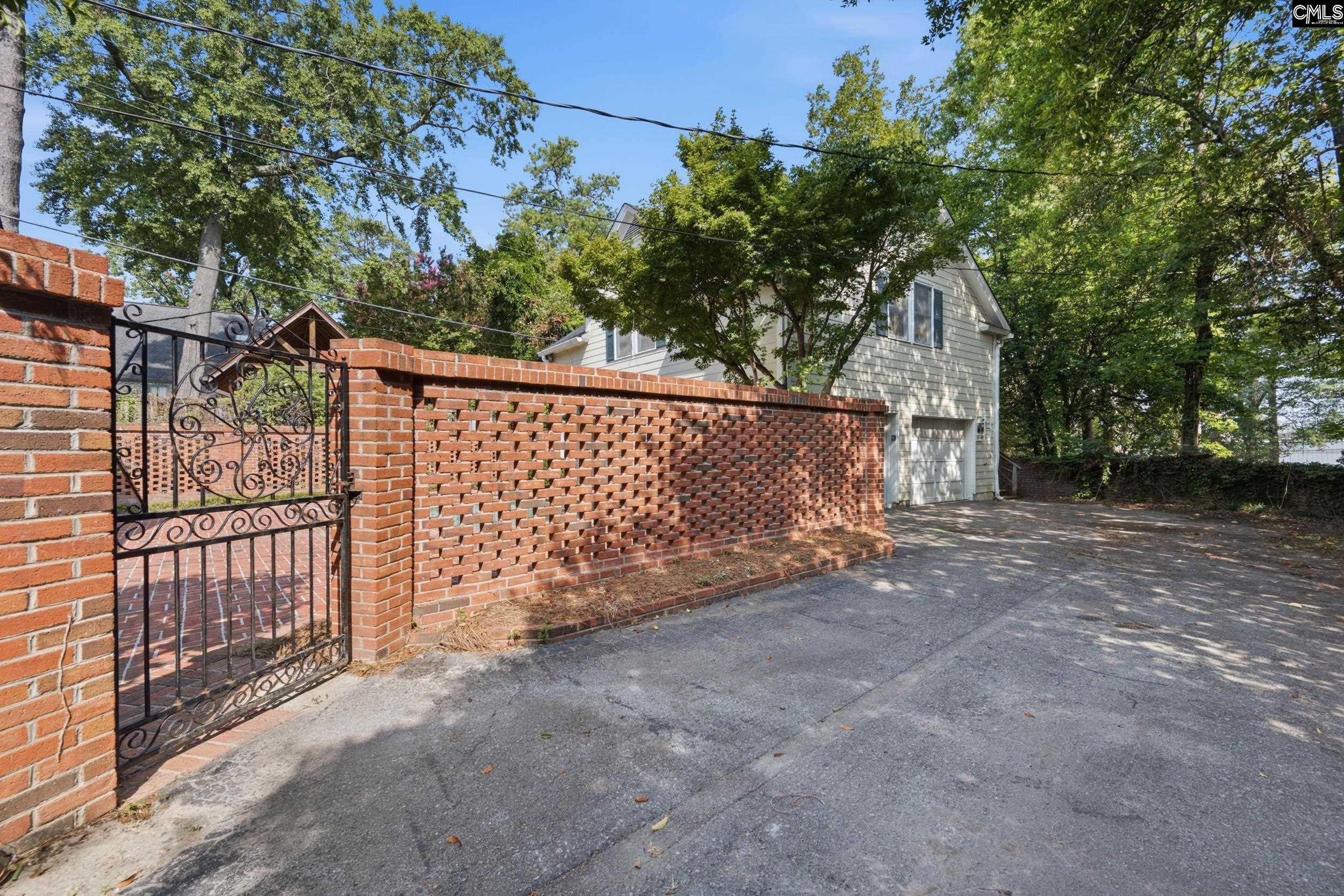 2631 Stratford Road Columbia, SC 29204