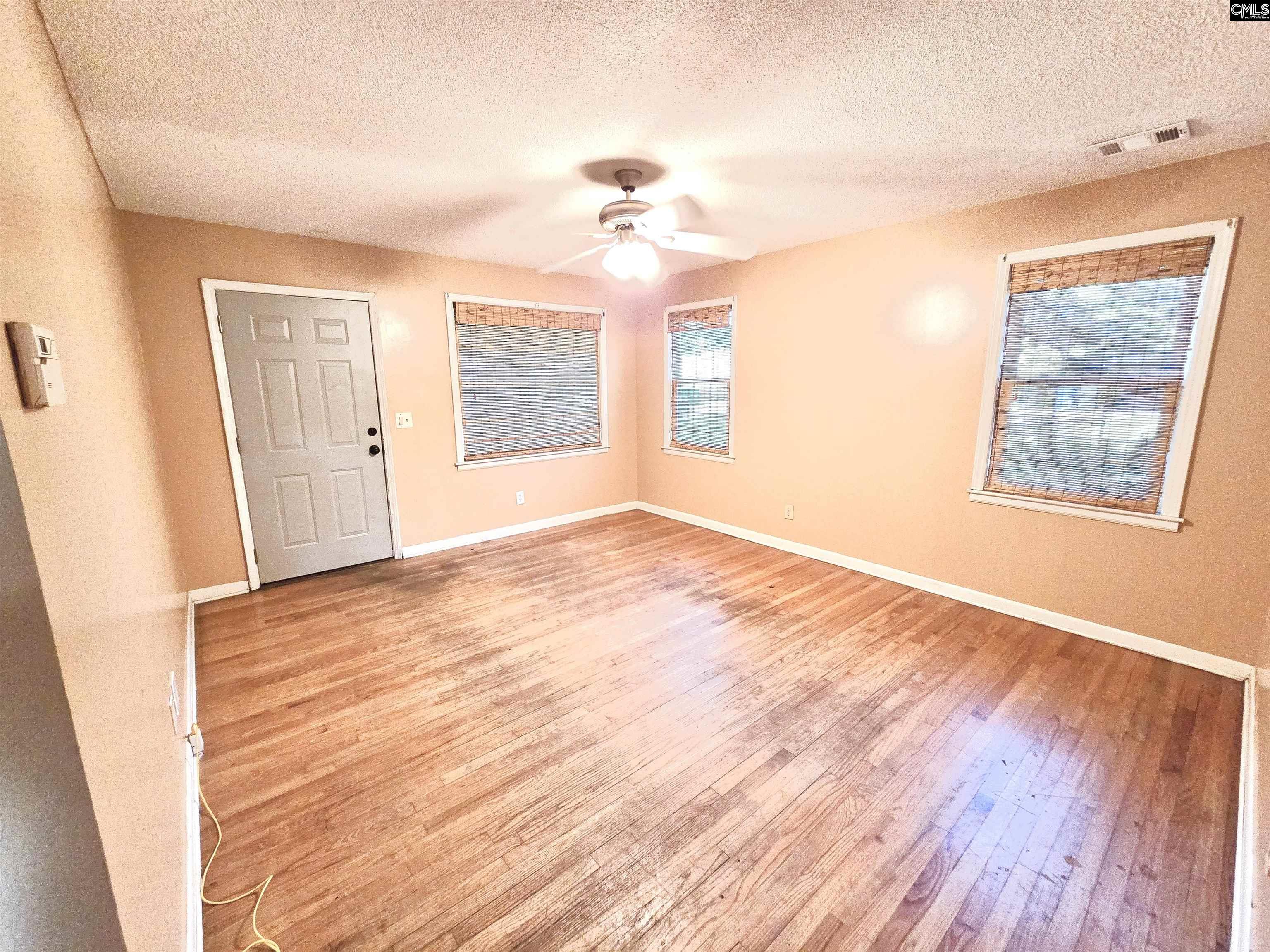 3817 Live Oak Street Columbia, SC 29205