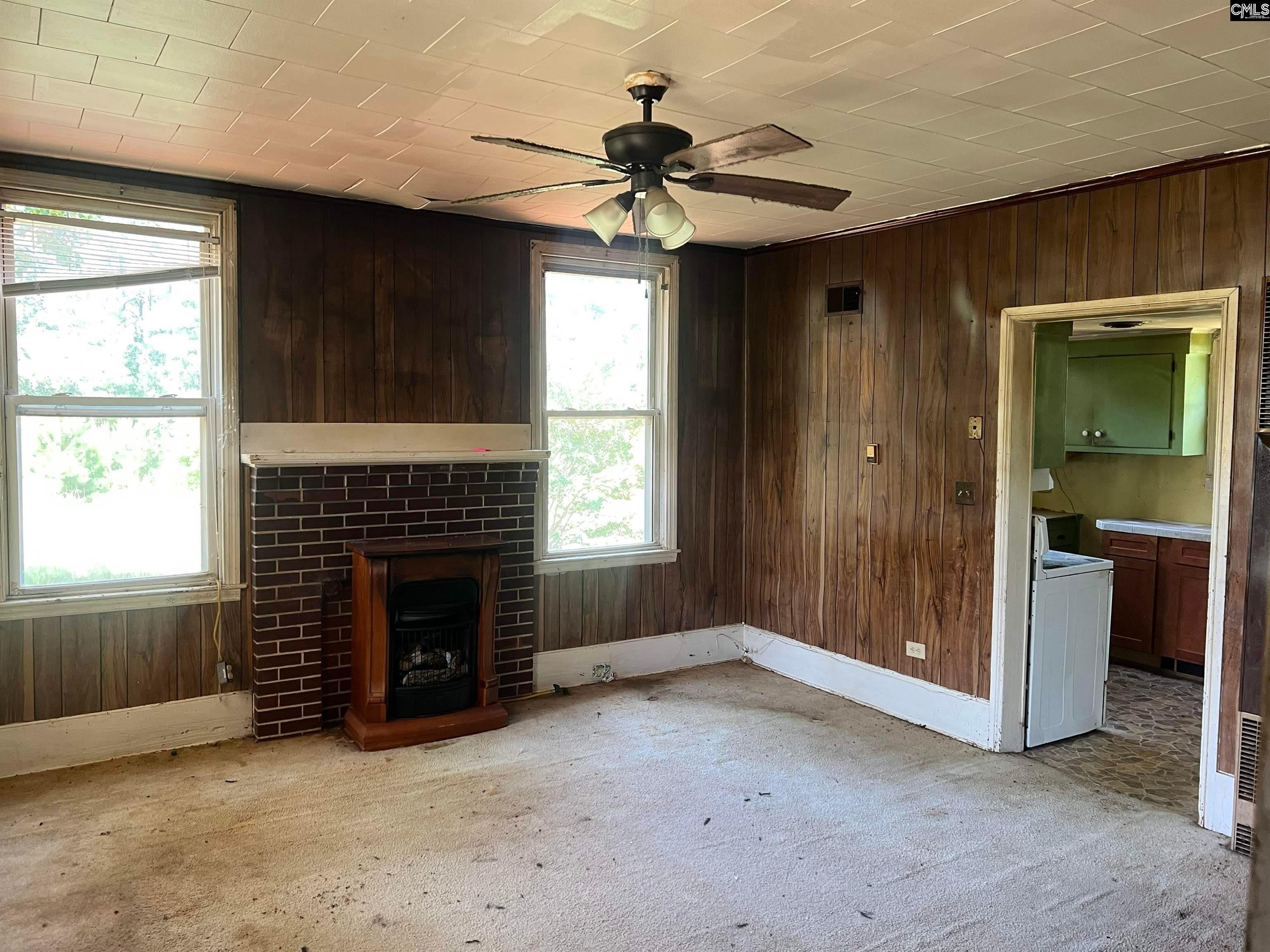 3715 Sc Highway 391 Prosperity, SC 29127
