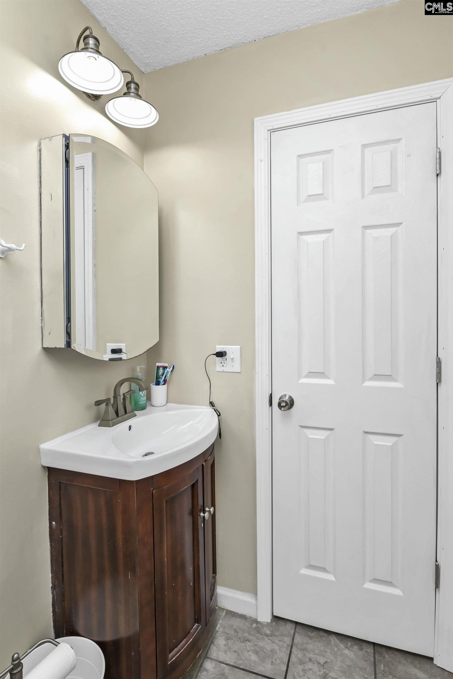 1670 Smyrna Road Elgin, SC 29045-9549