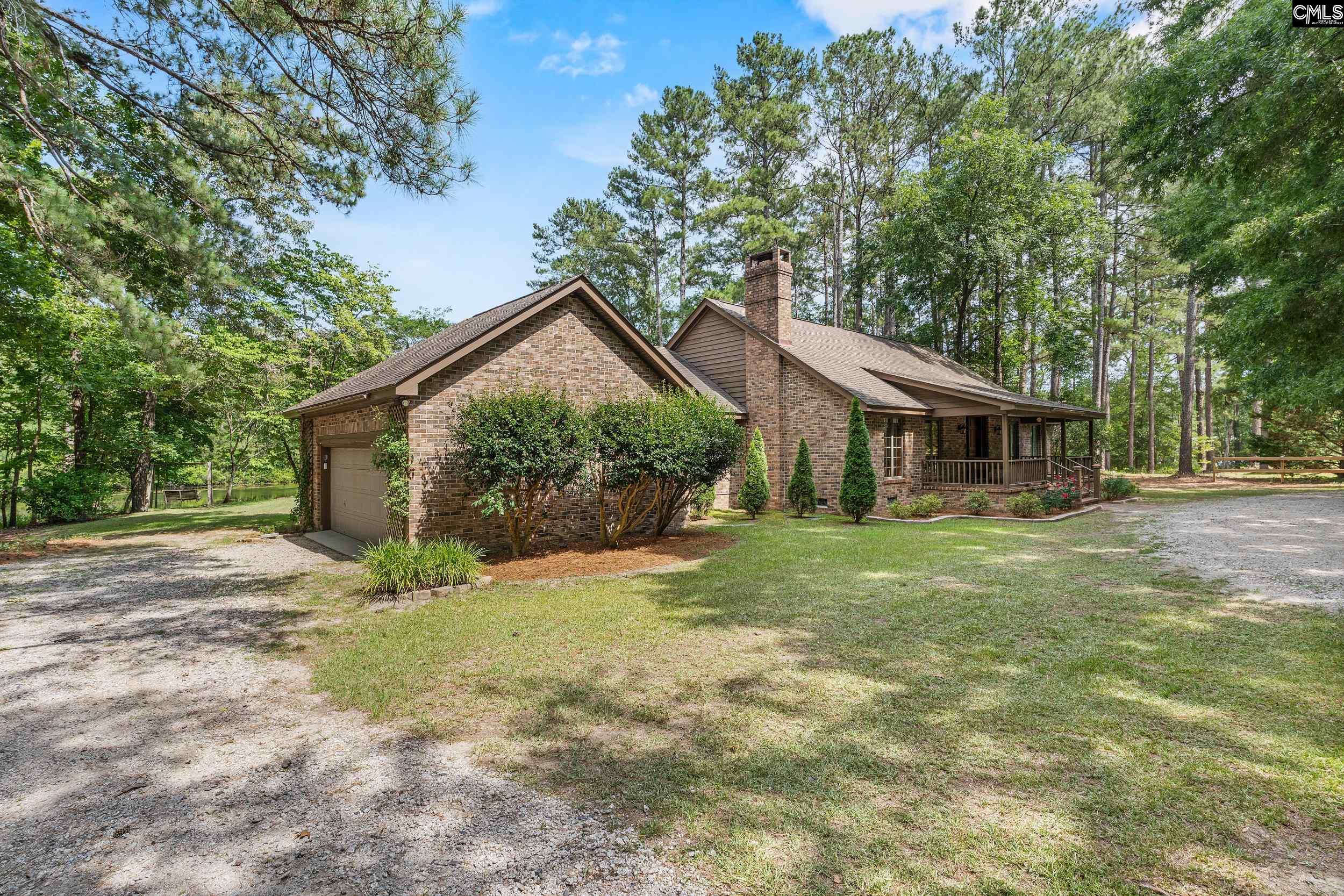 1656 West Drive Cassatt, SC 29032