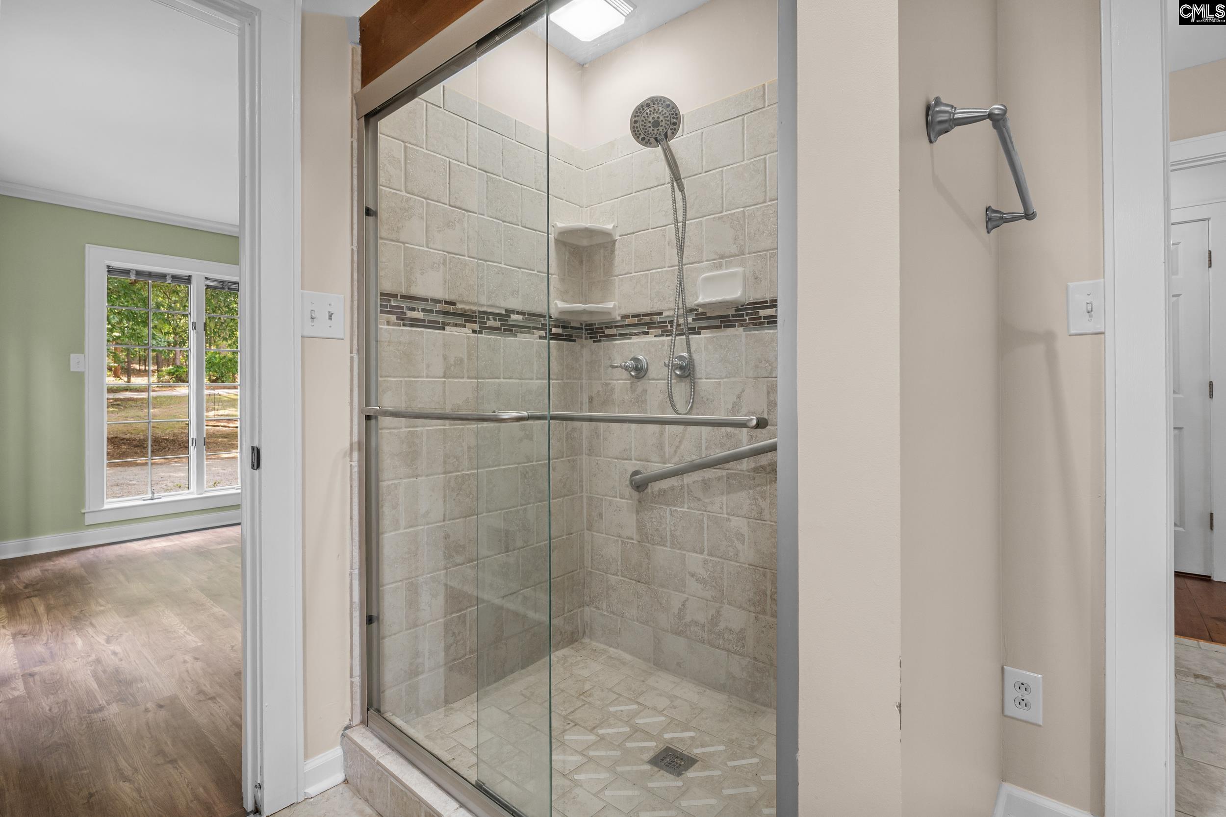 1656 West Drive Cassatt, SC 29032