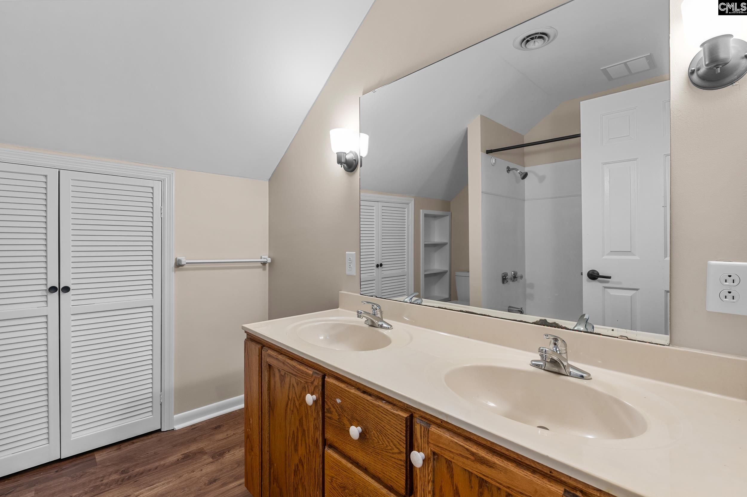 1656 West Drive Cassatt, SC 29032