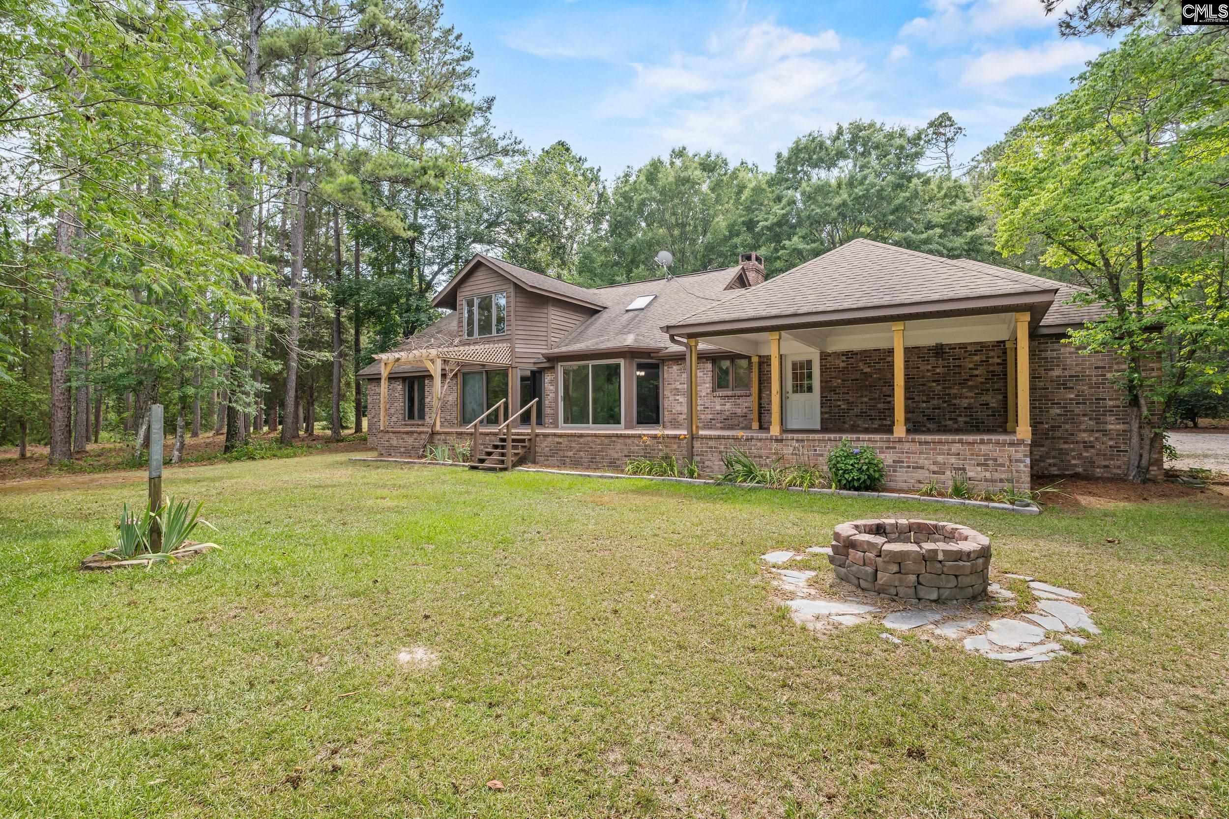 1656 West Drive Cassatt, SC 29032