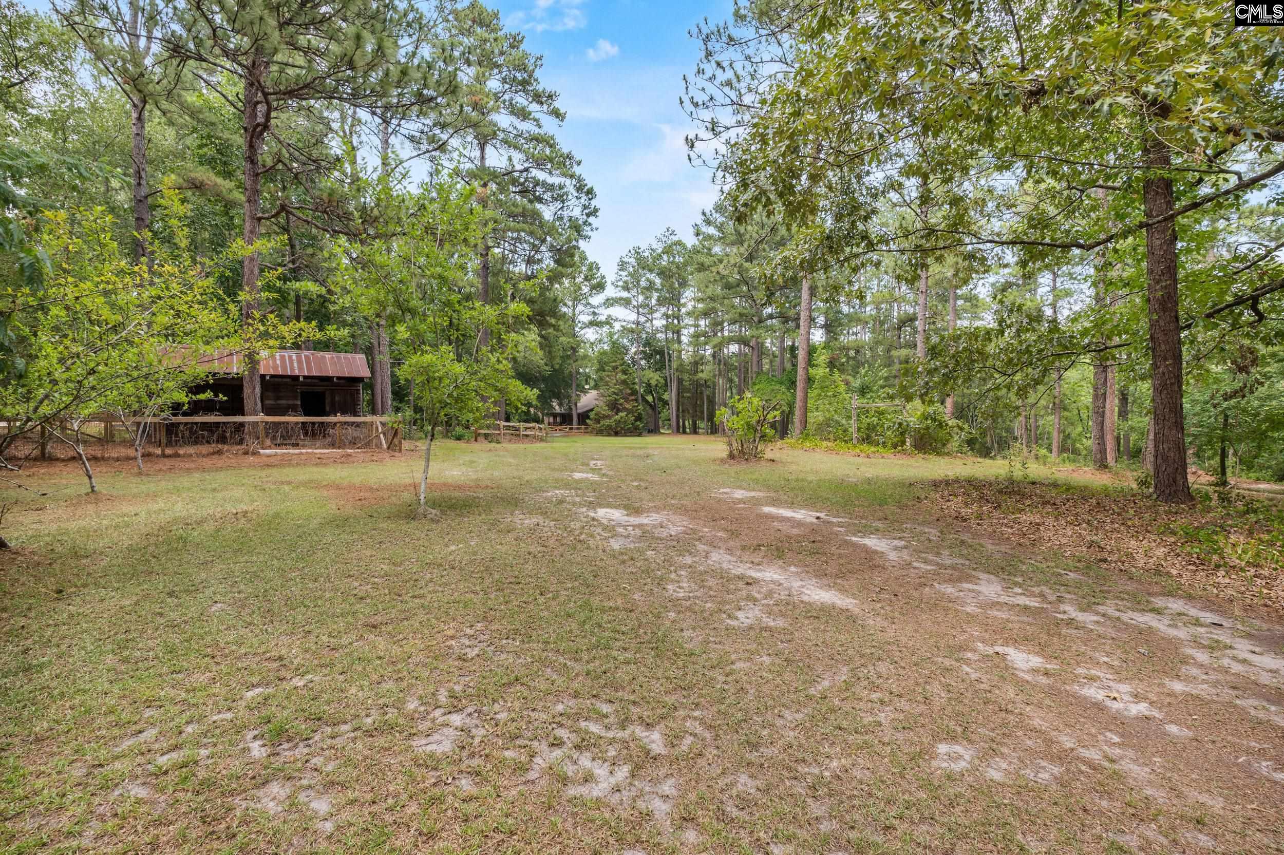 1656 West Drive Cassatt, SC 29032