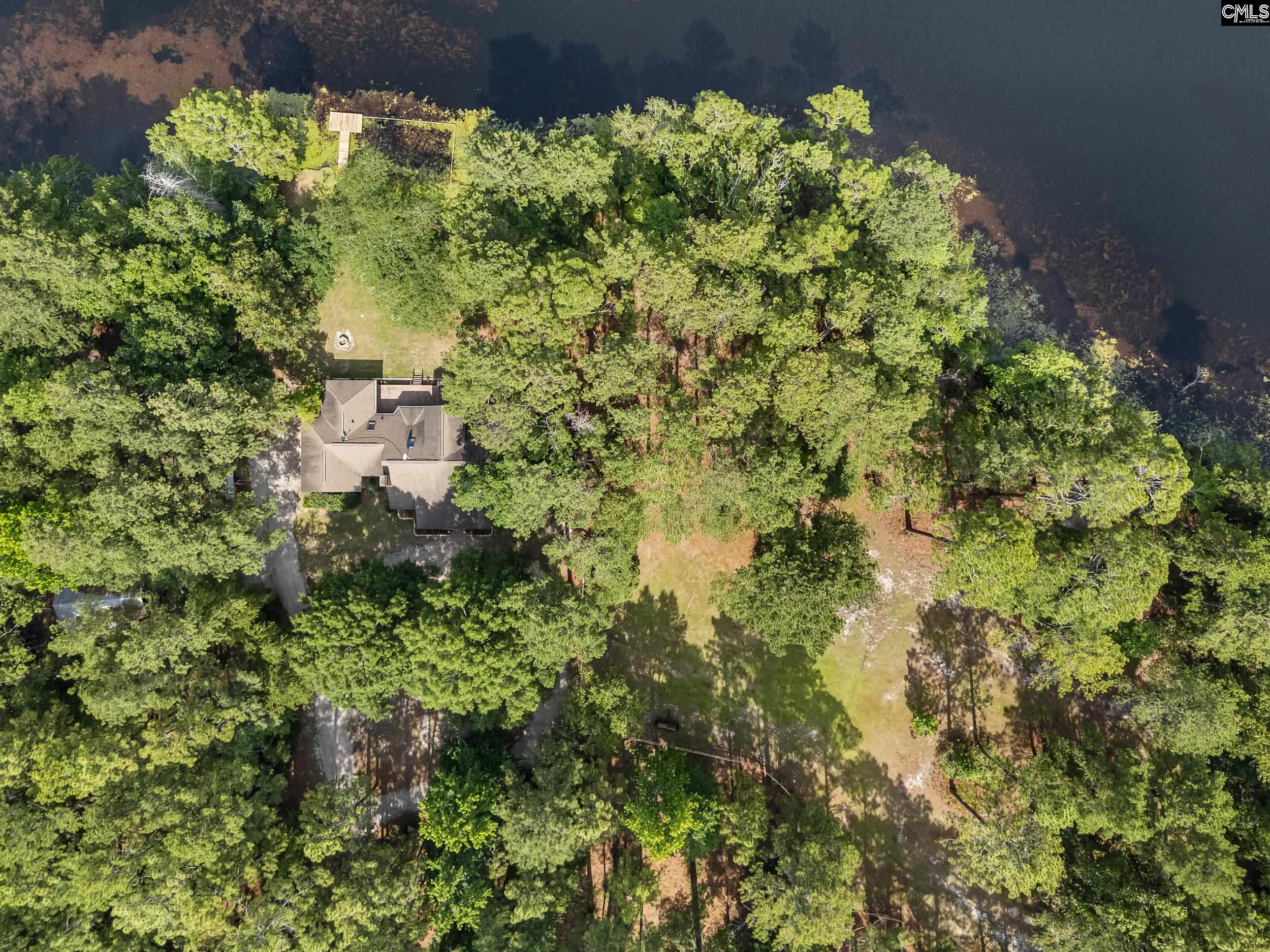 1656 West Drive Cassatt, SC 29032