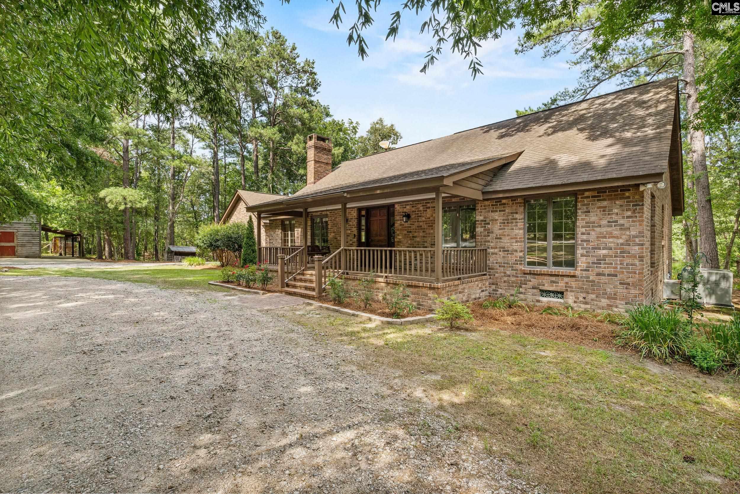 1656 West Drive Cassatt, SC 29032