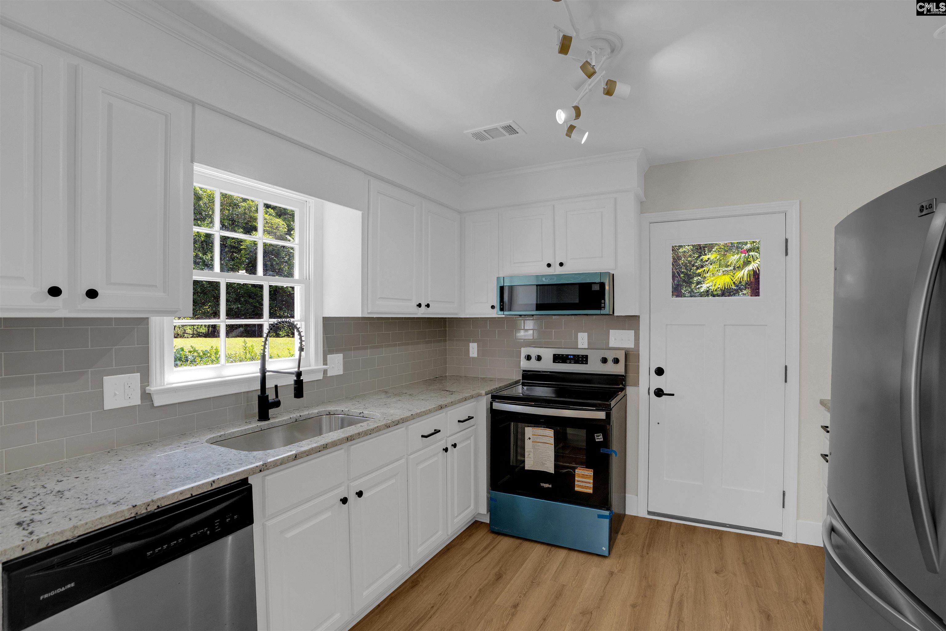 394 Wharfsdale Road Irmo, SC 29063