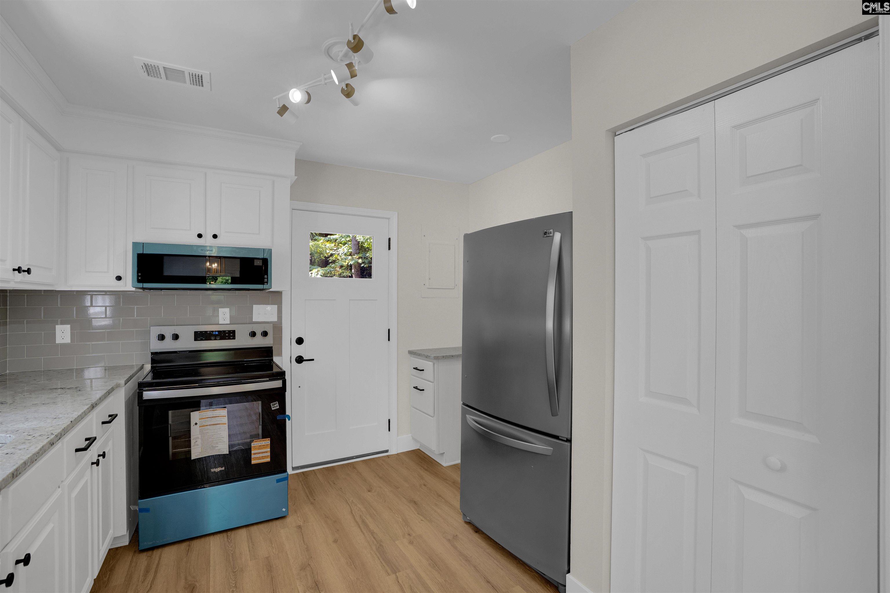 394 Wharfsdale Road Irmo, SC 29063