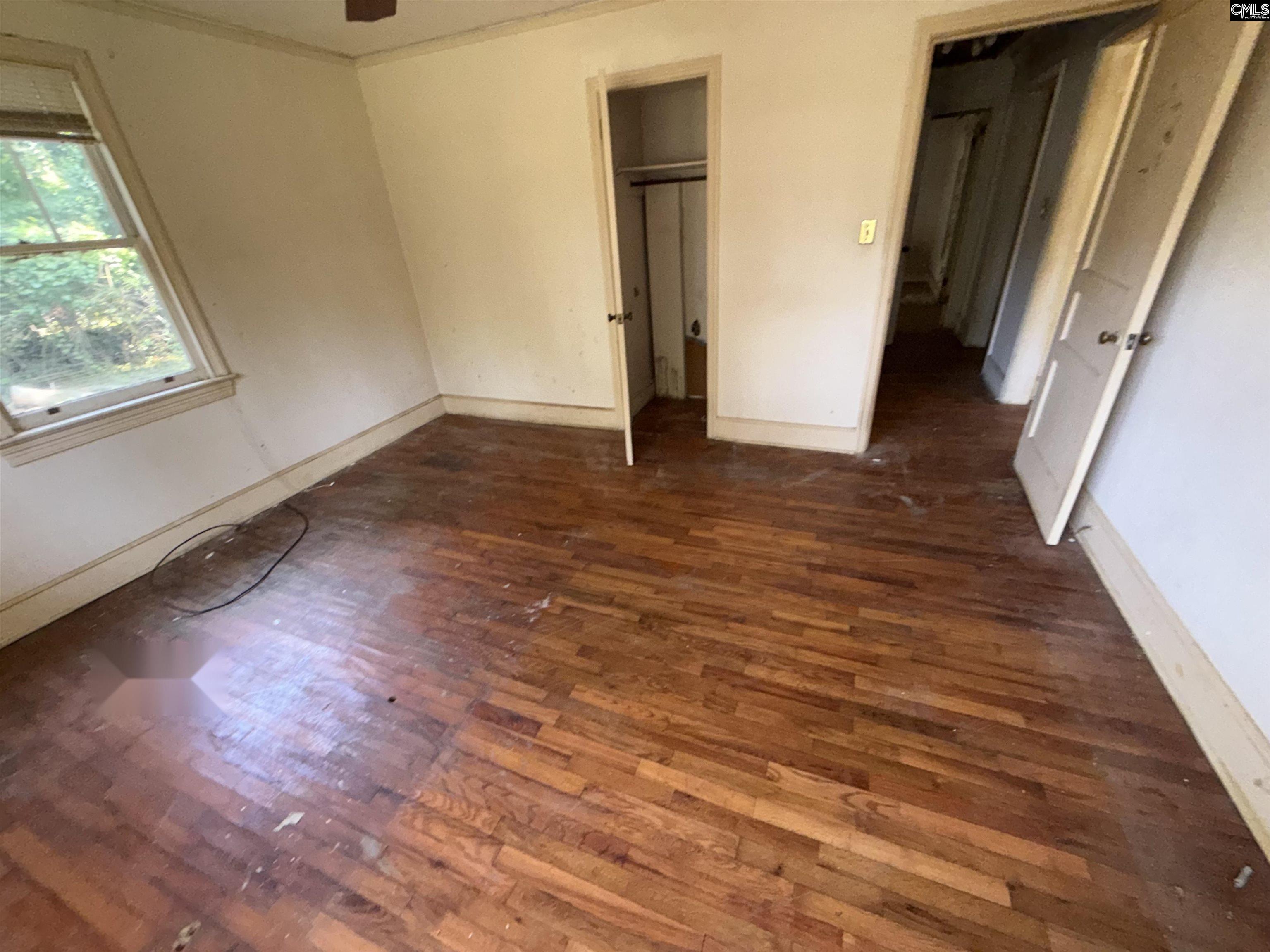 718 Michaelmas Avenue Cayce, SC 29033-4077