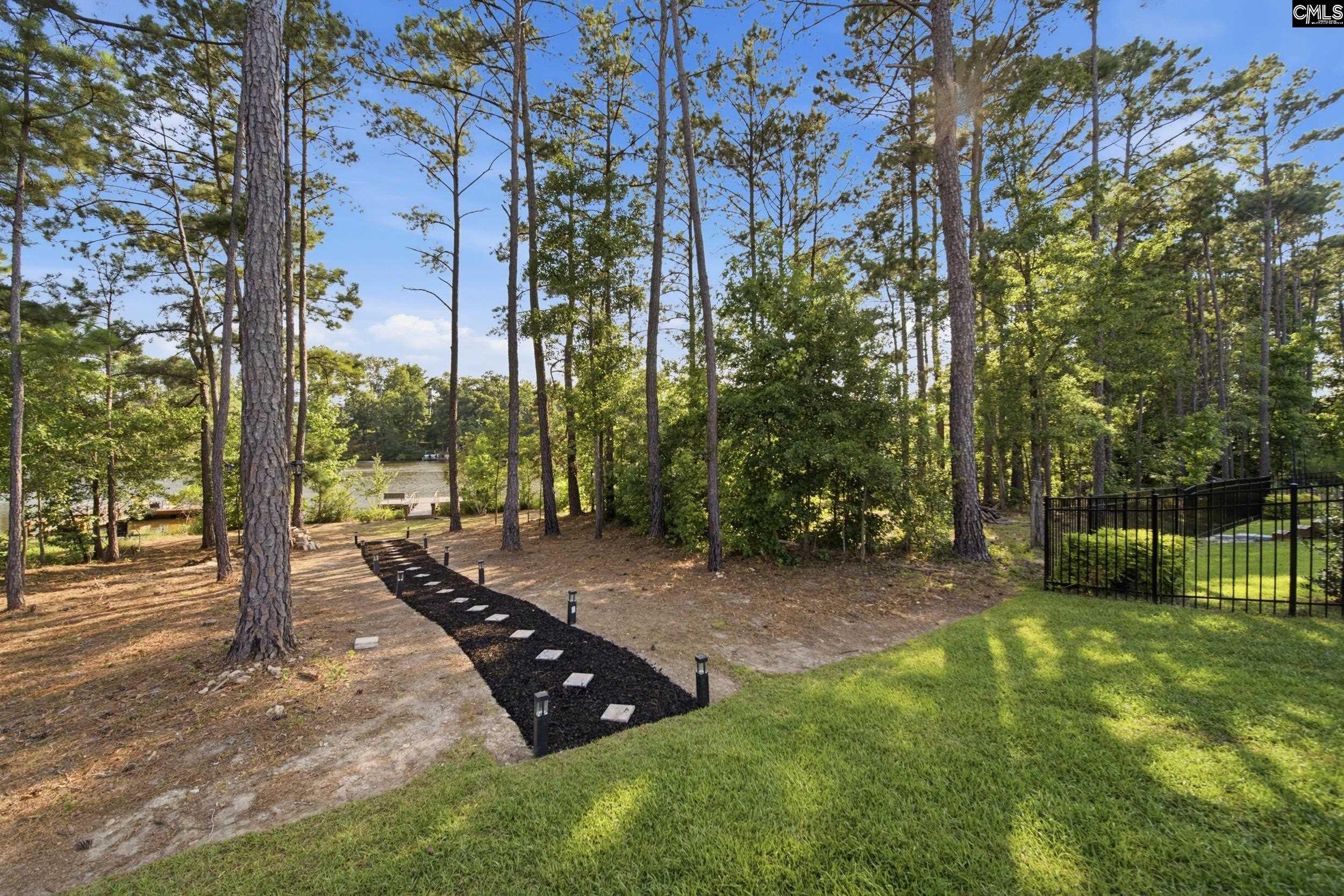 372 Harbour Pointe Drive Columbia, SC 29229
