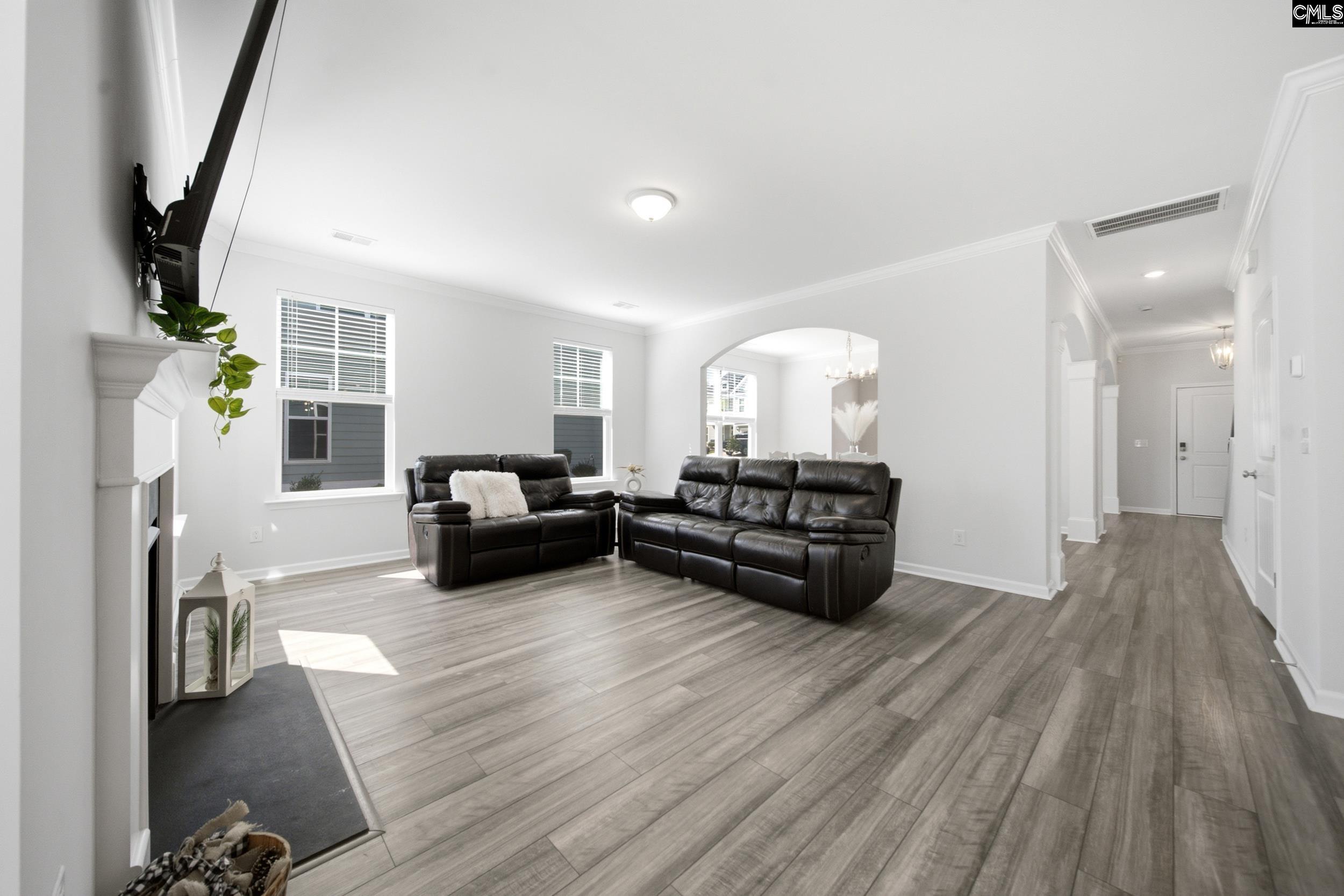372 Harbour Pointe Drive Columbia, SC 29229