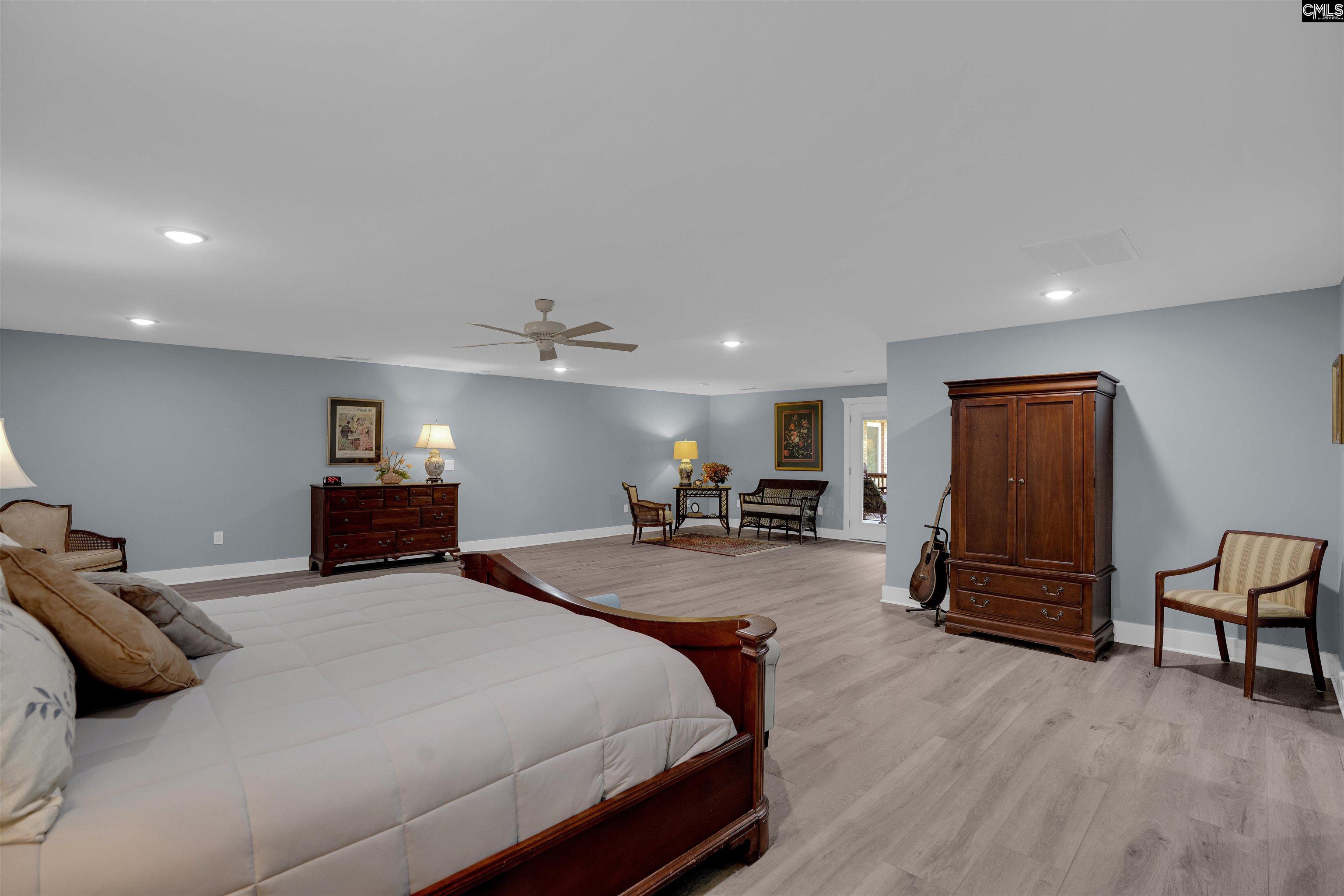 187 Peach Tree Street Ward, SC 29166