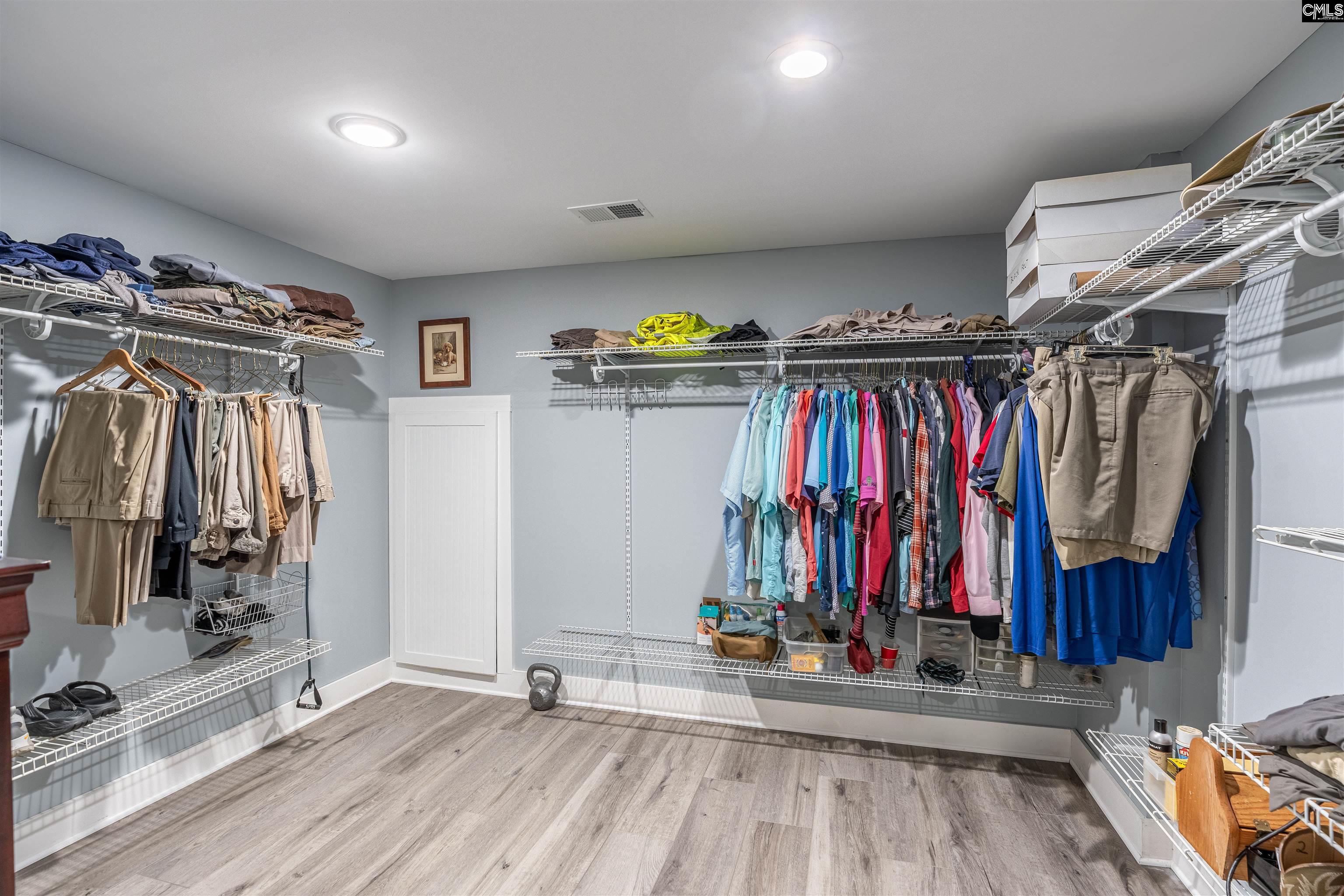 187 Peach Tree Street Ward, SC 29166