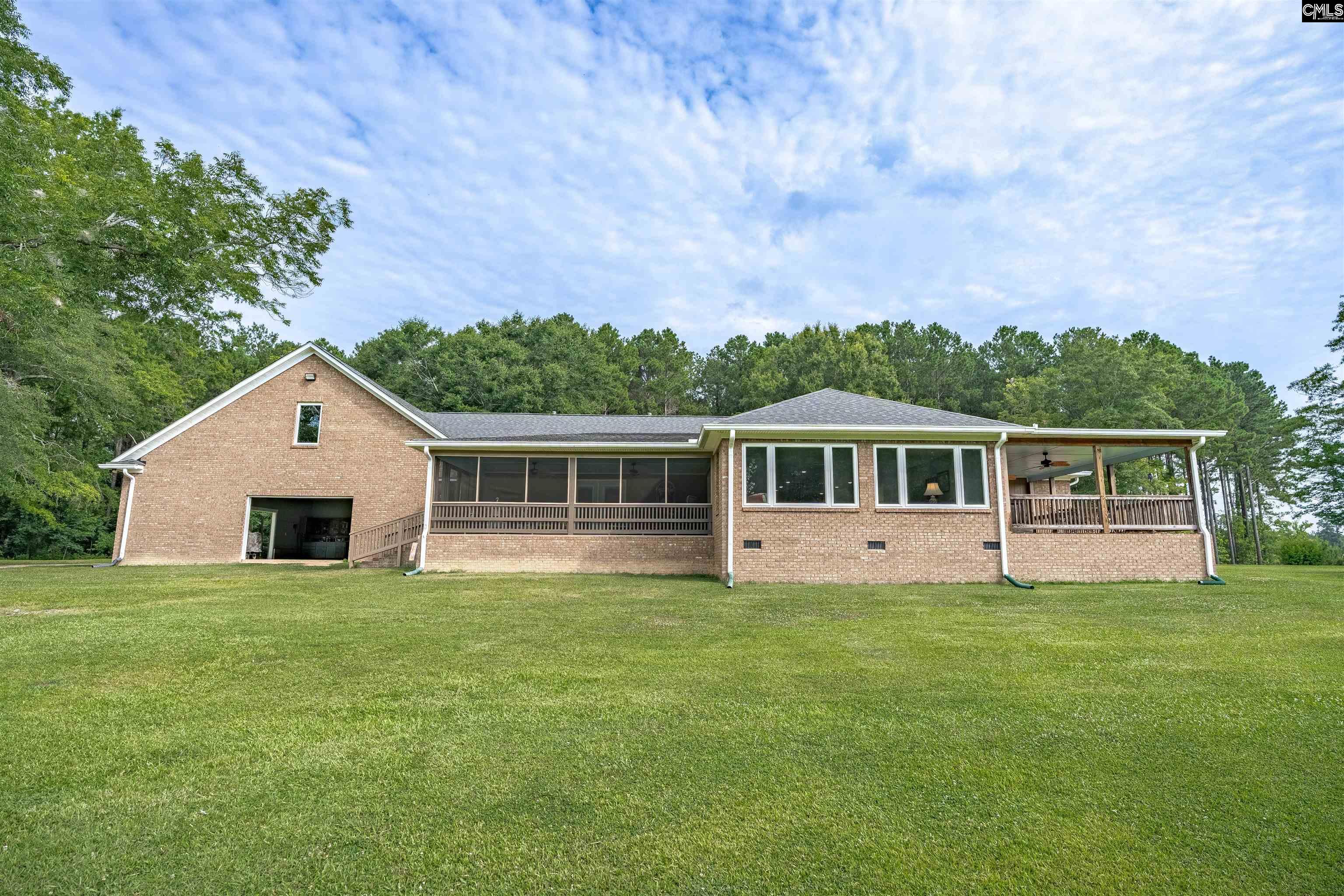 187 Peach Tree Street Ward, SC 29166