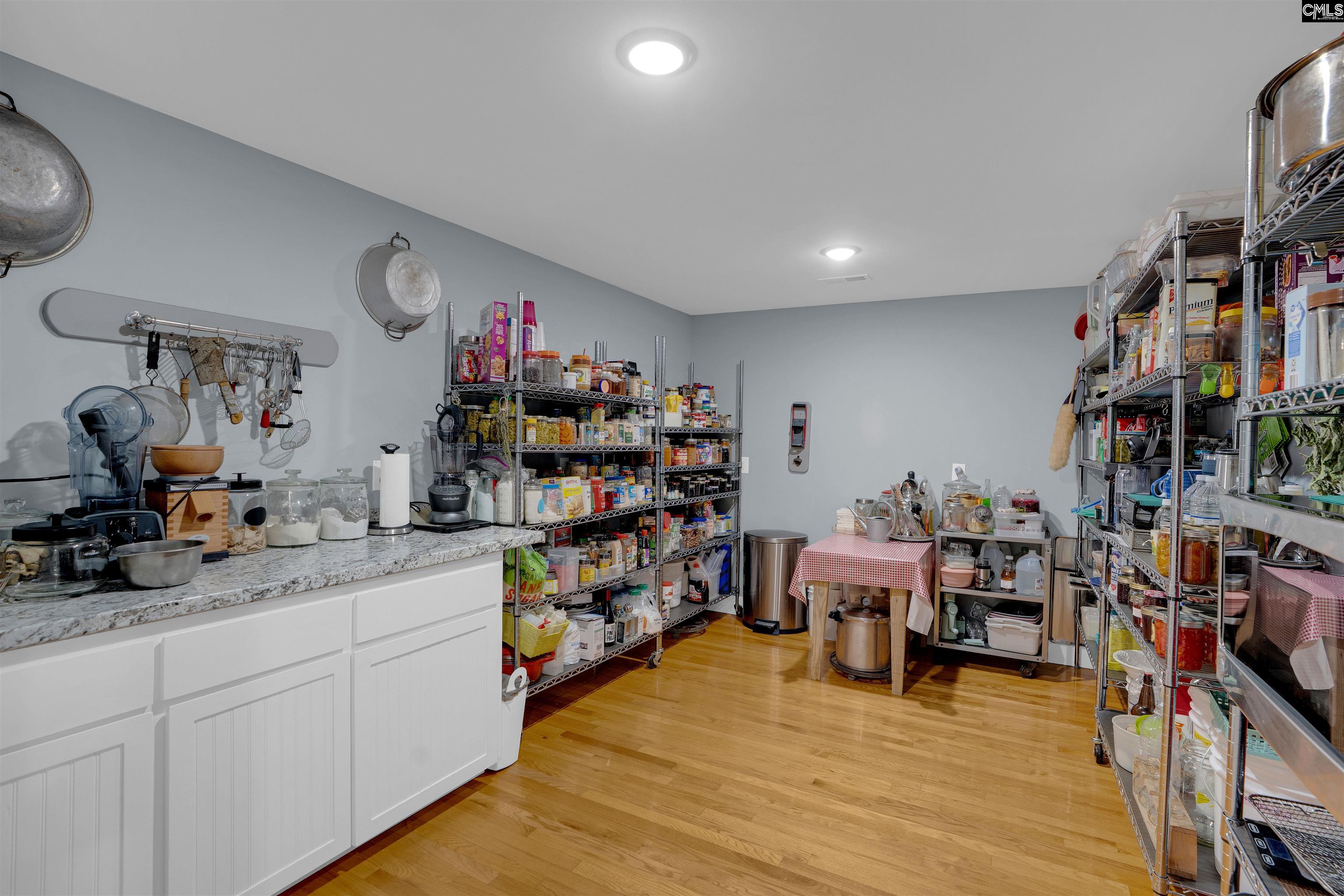 187 Peach Tree Street Ward, SC 29166