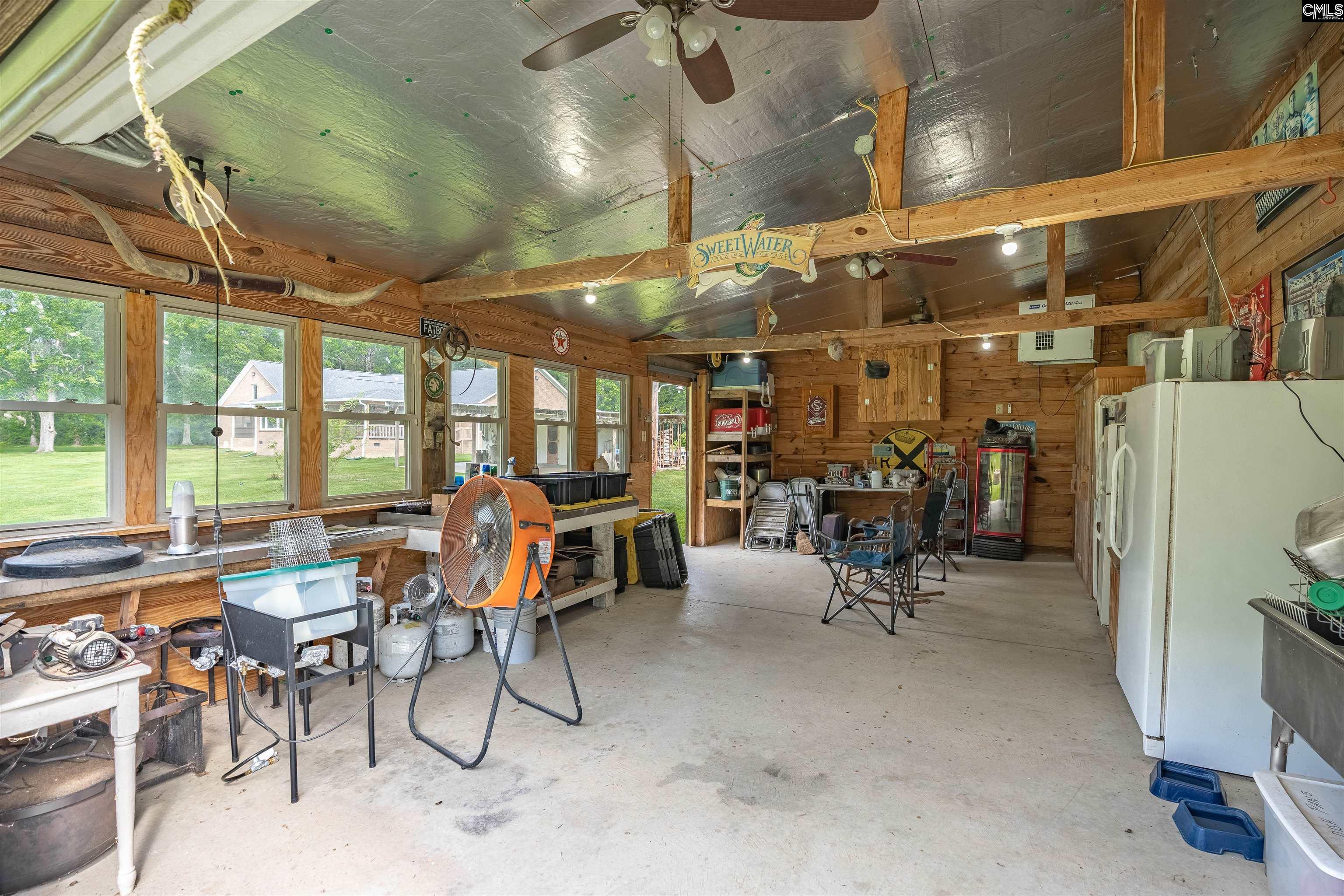 187 Peach Tree Street Ward, SC 29166