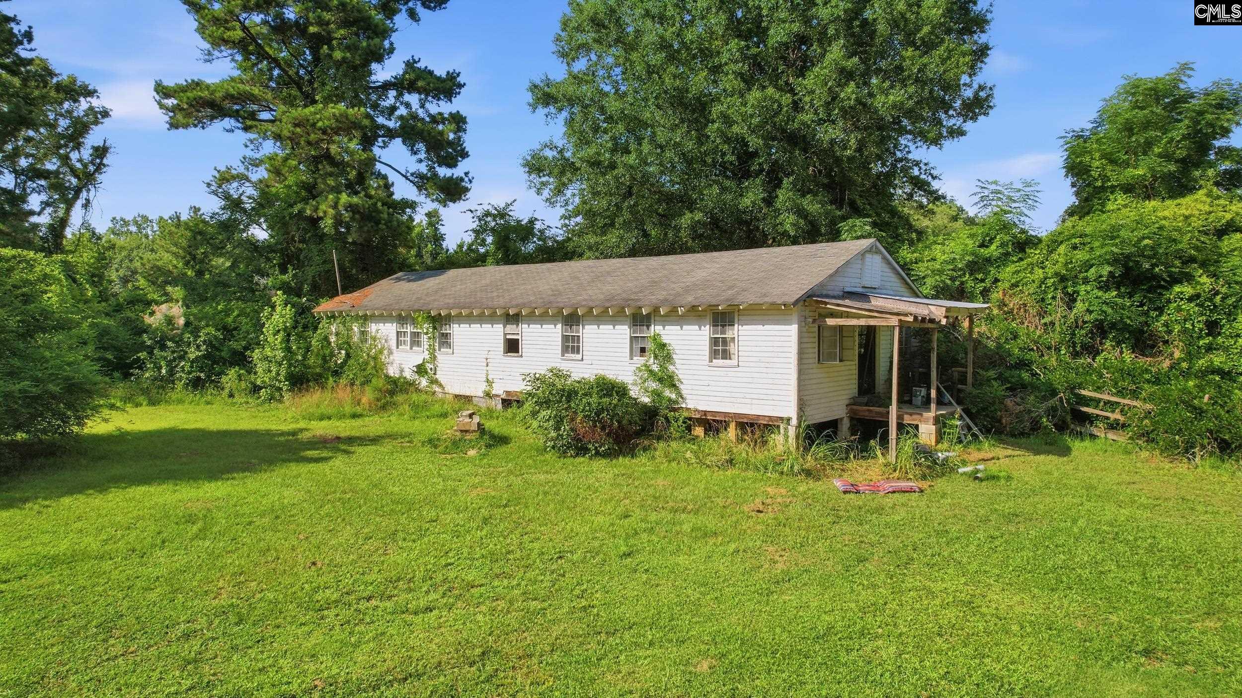 421 S Wheeler Avenue Prosperity, SC 29127