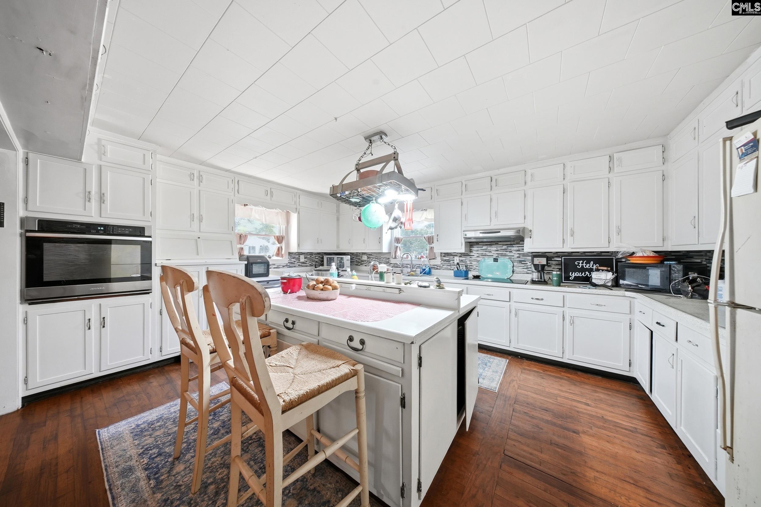 421 S Wheeler Avenue Prosperity, SC 29127