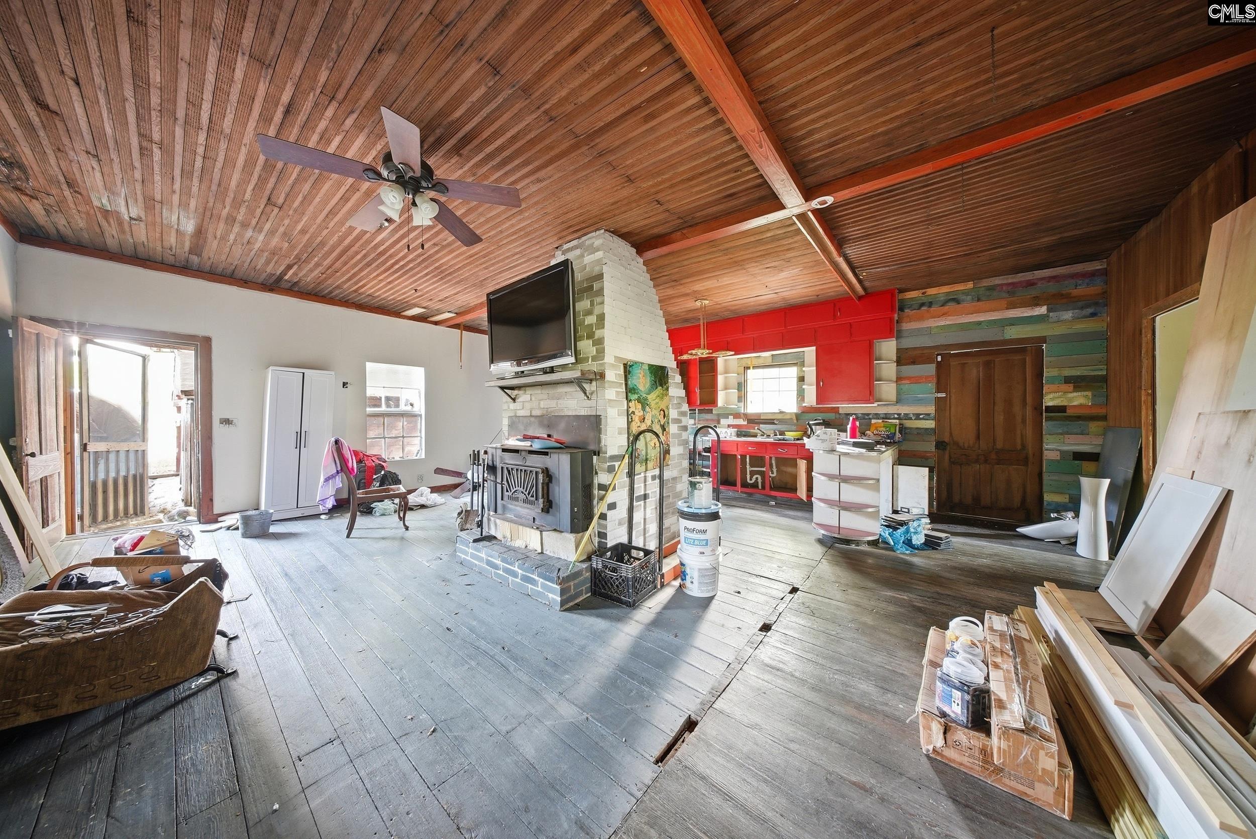 421 S Wheeler Avenue Prosperity, SC 29127