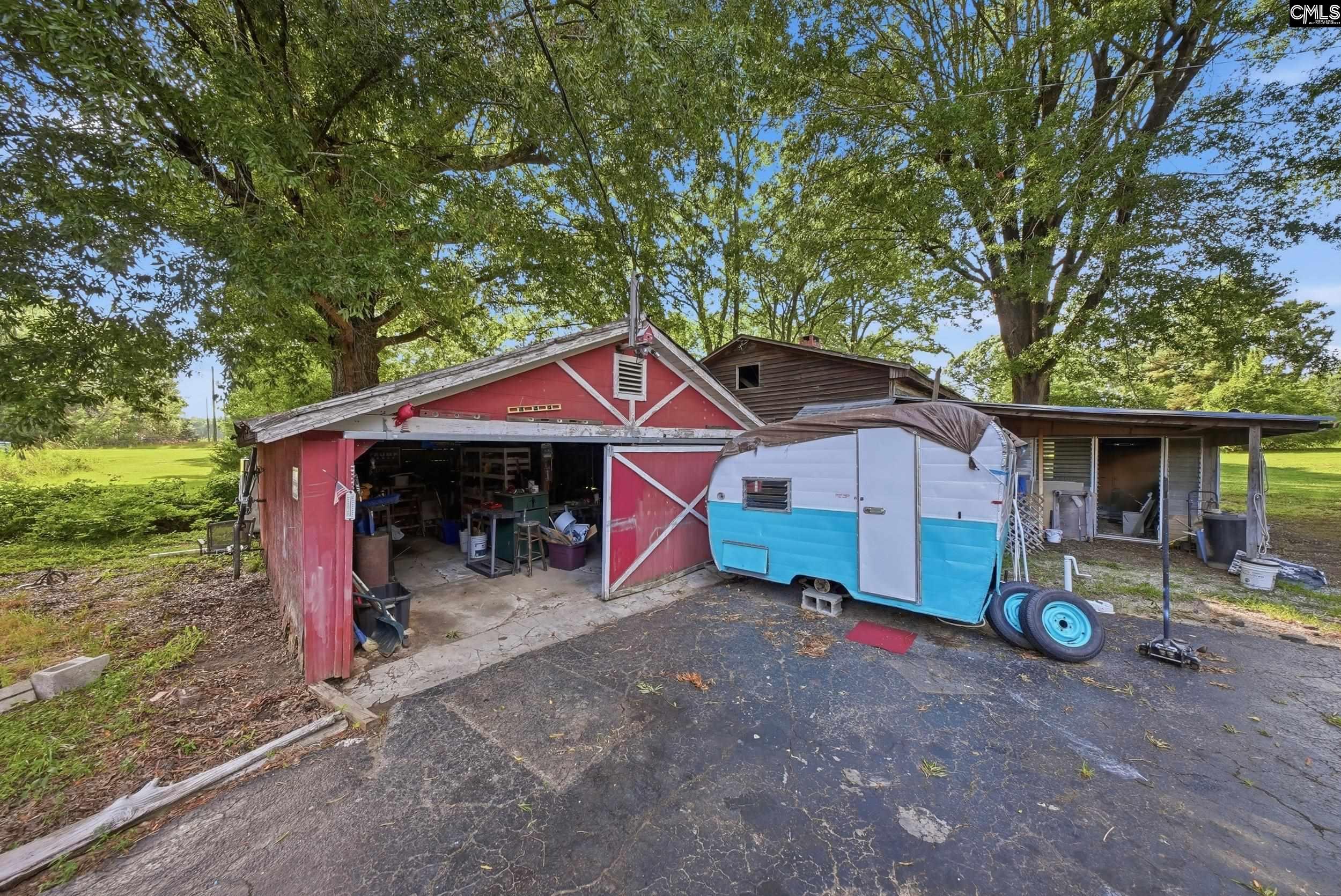 421 S Wheeler Avenue Prosperity, SC 29127