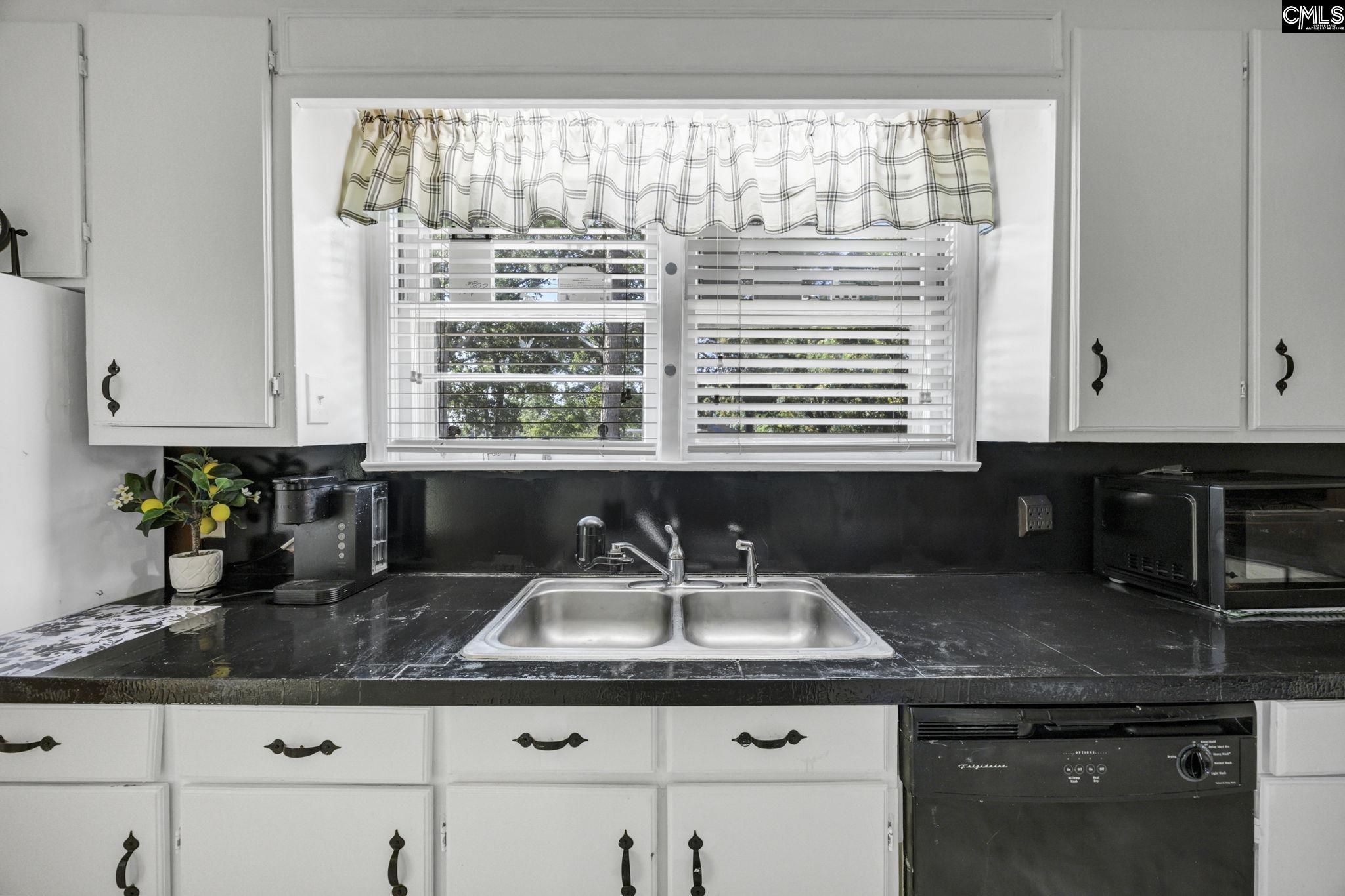 340 Preston Street West Columbia, SC 29170