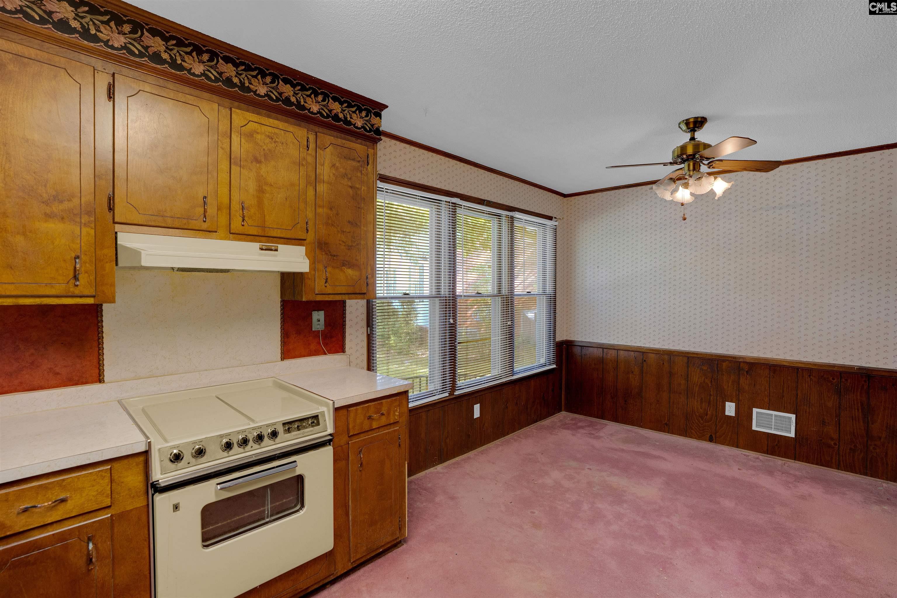 120 Harwood Drive Hopkins, SC 29061
