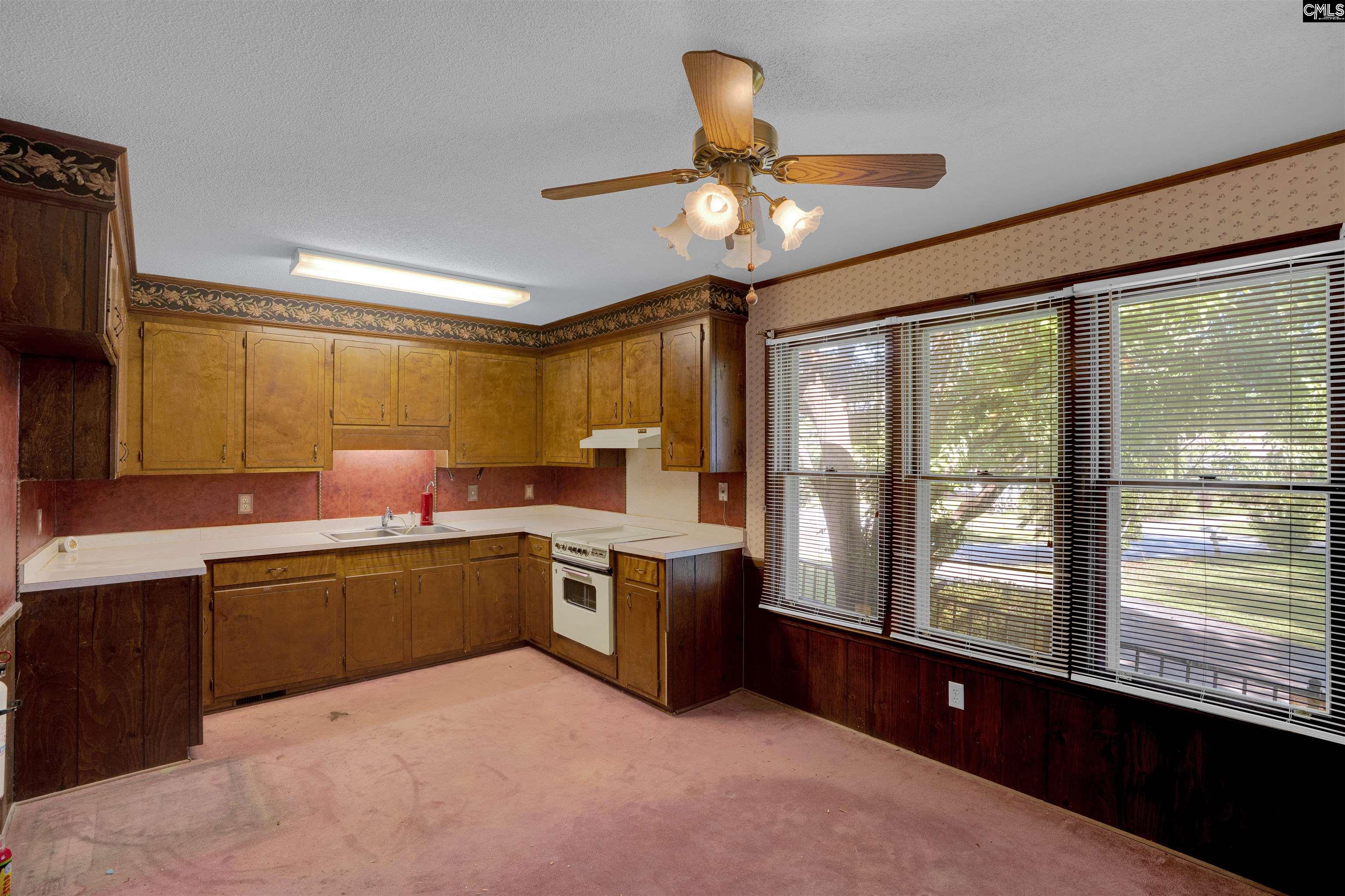 120 Harwood Drive Hopkins, SC 29061