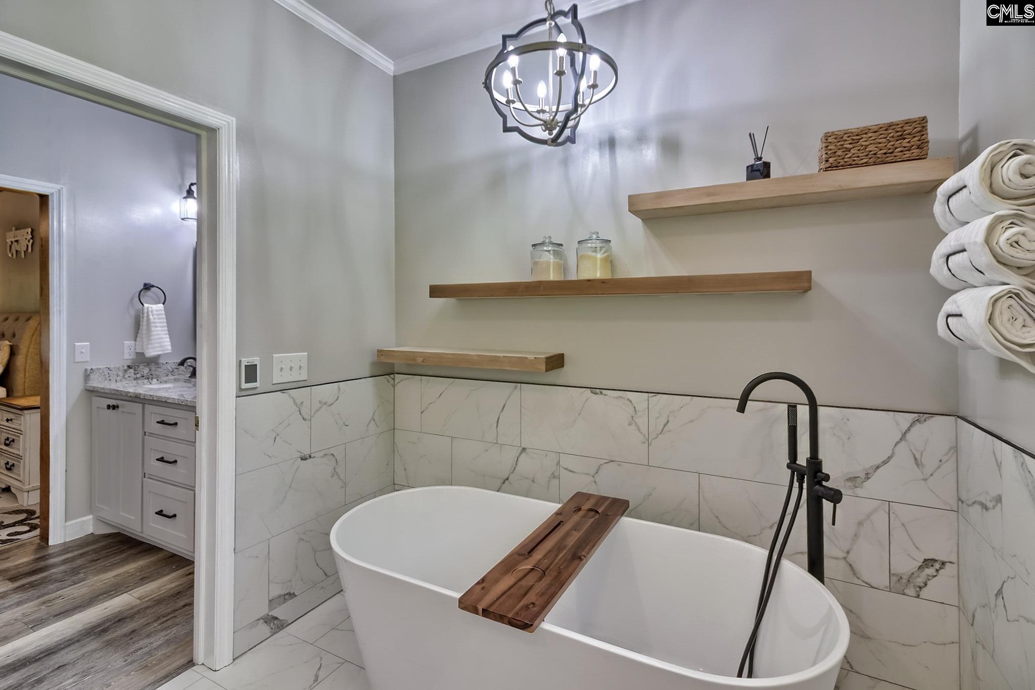 124 Murray Boulevard Saluda, SC 29138