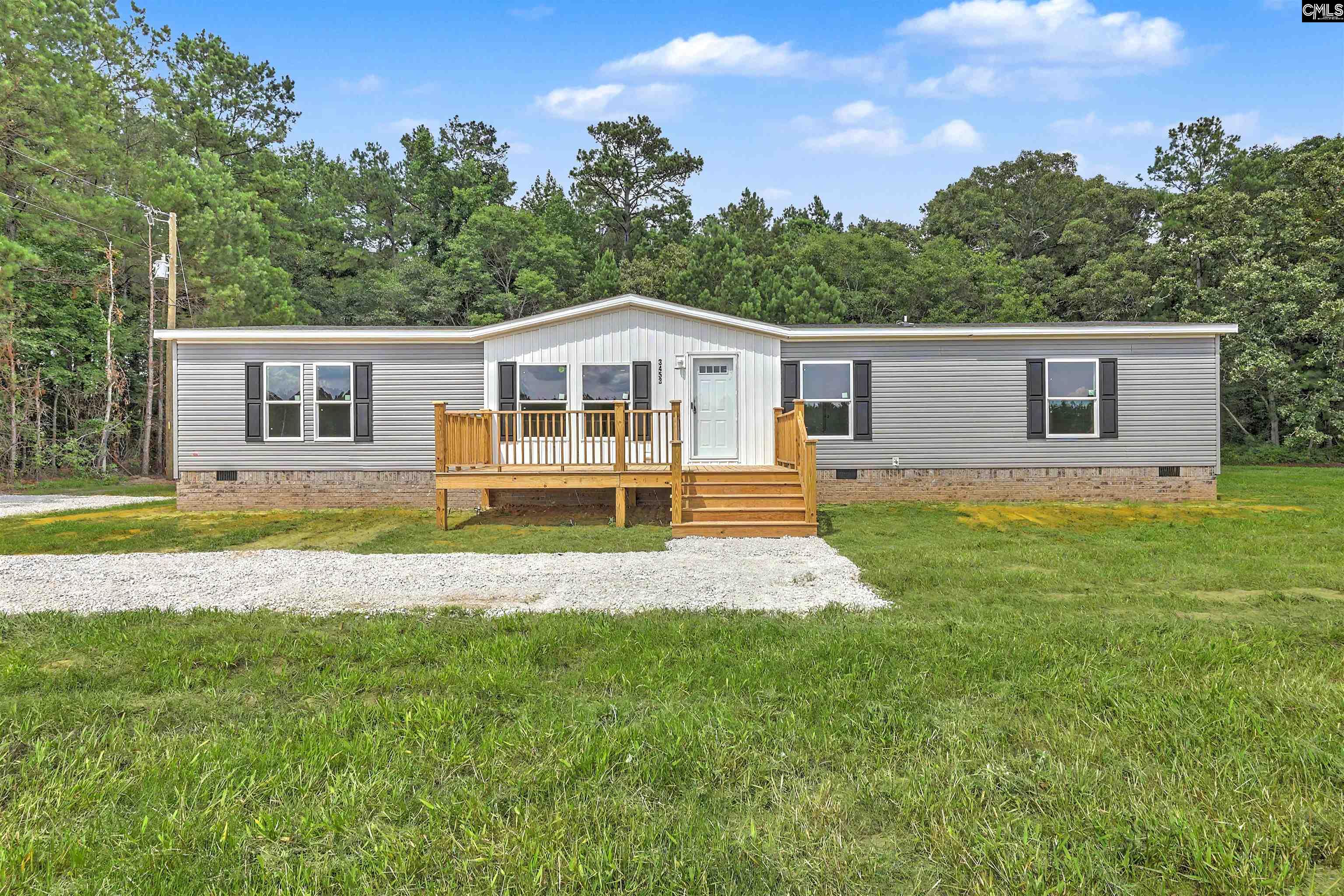 3453 Old State Road Santee, SC 29142