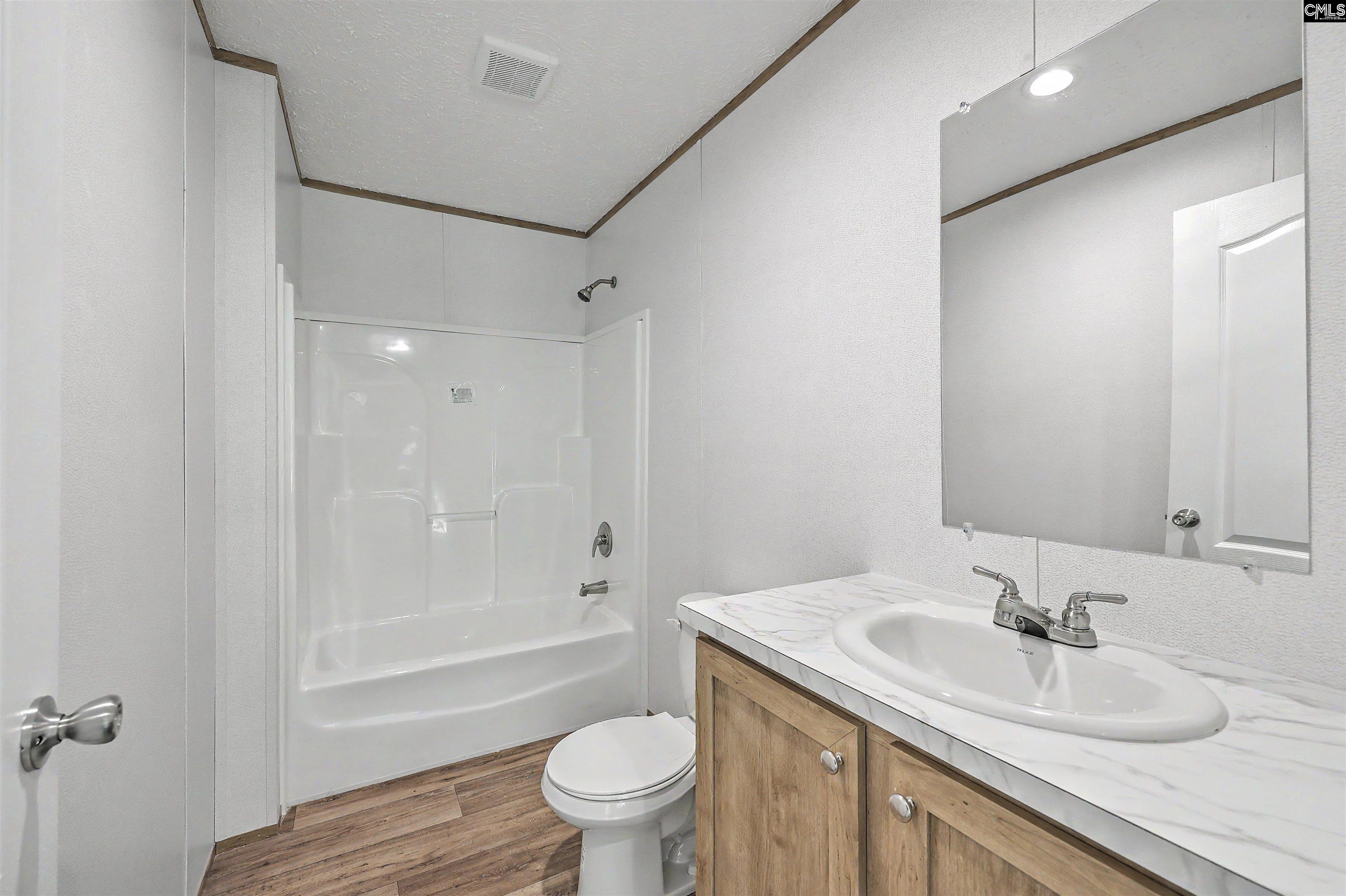 3453 Old State Road Santee, SC 29142