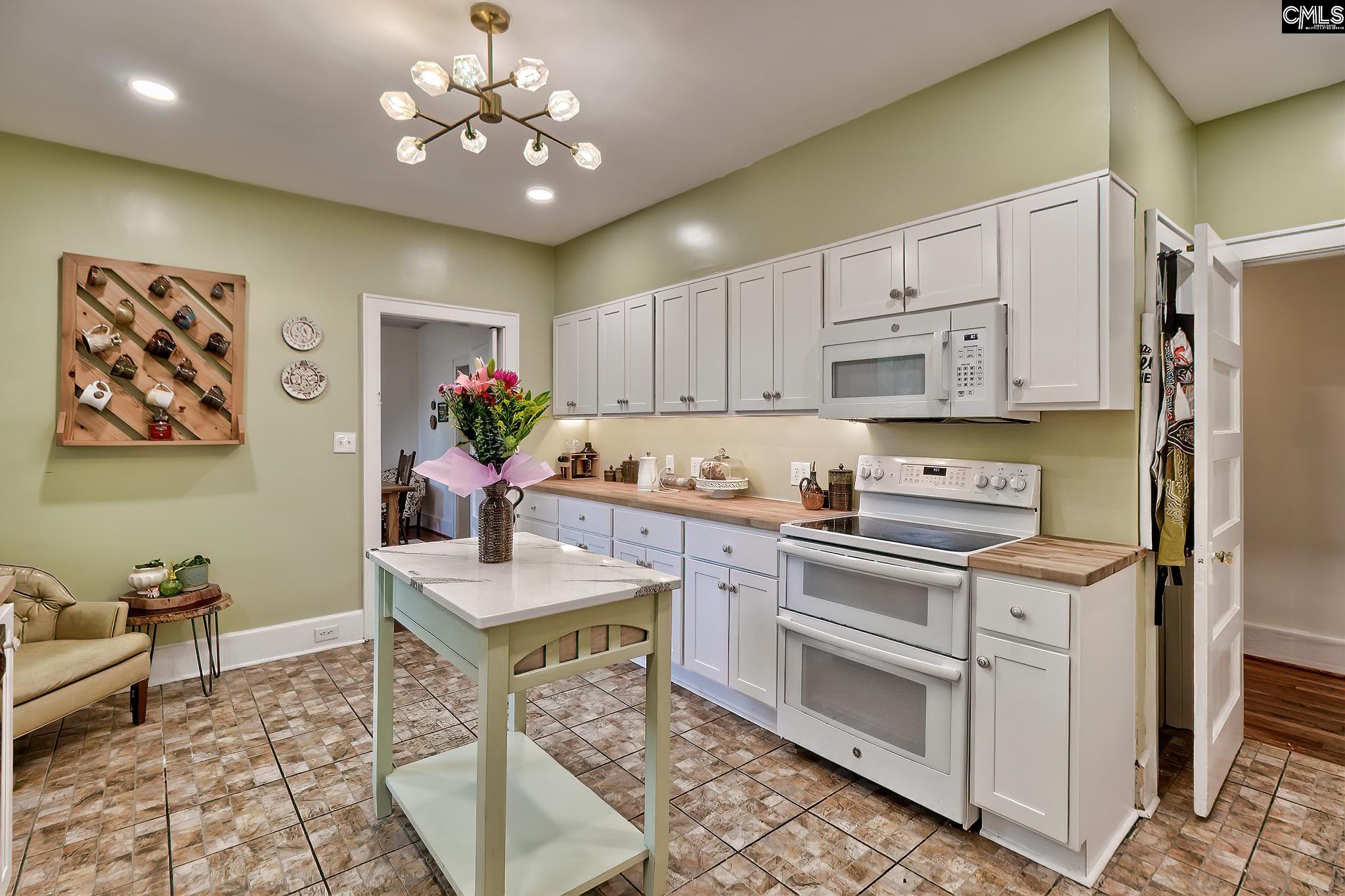 1300 Kinderway Avenue Columbia, SC 29203