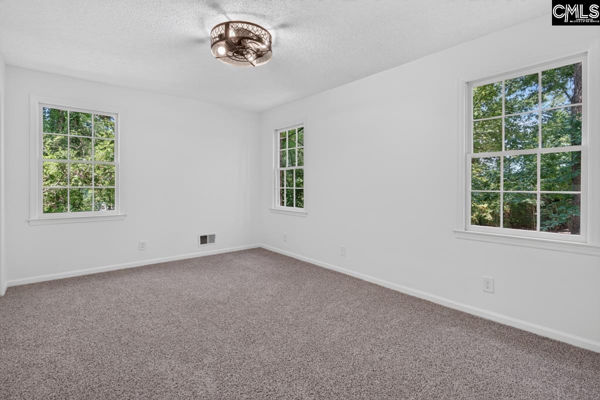 1328 Country Squire Drive Columbia, SC 29212-2202