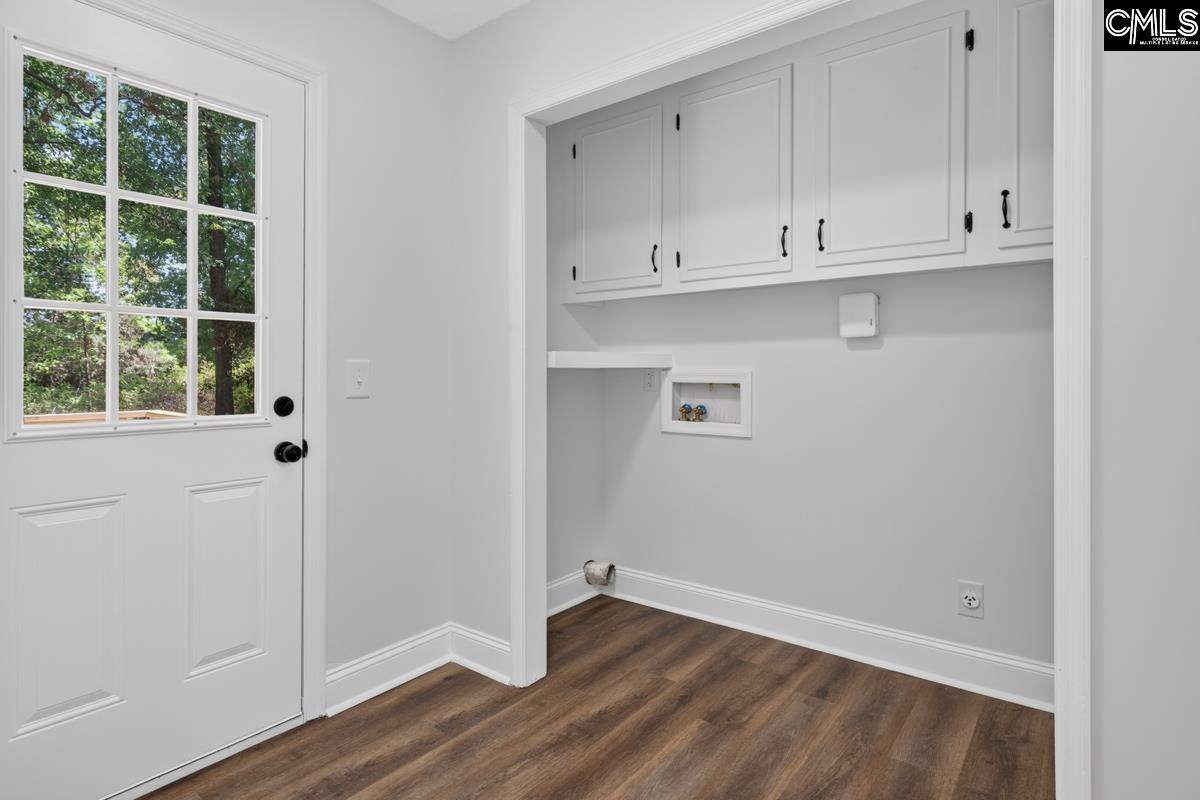 1328 Country Squire Drive Columbia, SC 29212-2202
